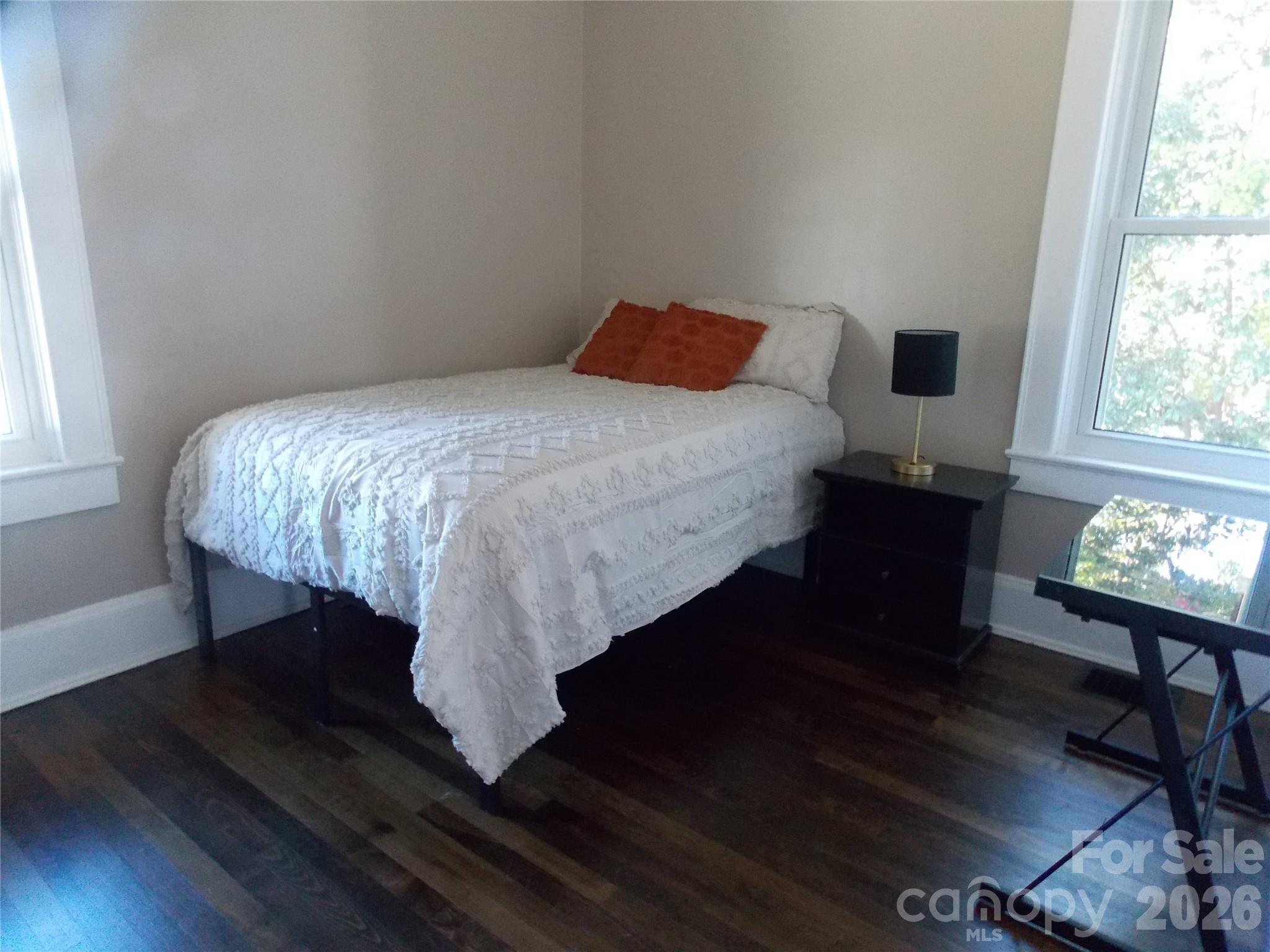 809 Grove Avenue Property Photo 9