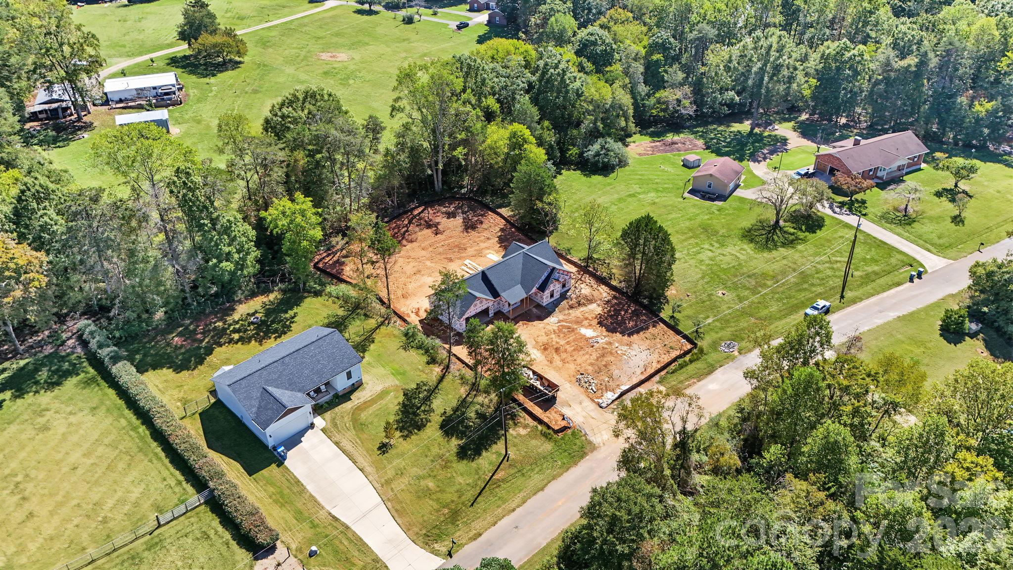 4062 Fairview Drive Property Photo 7