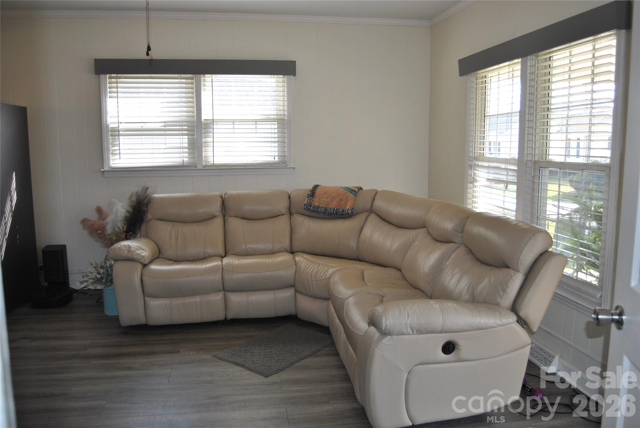133 S Main Street Property Photo 2