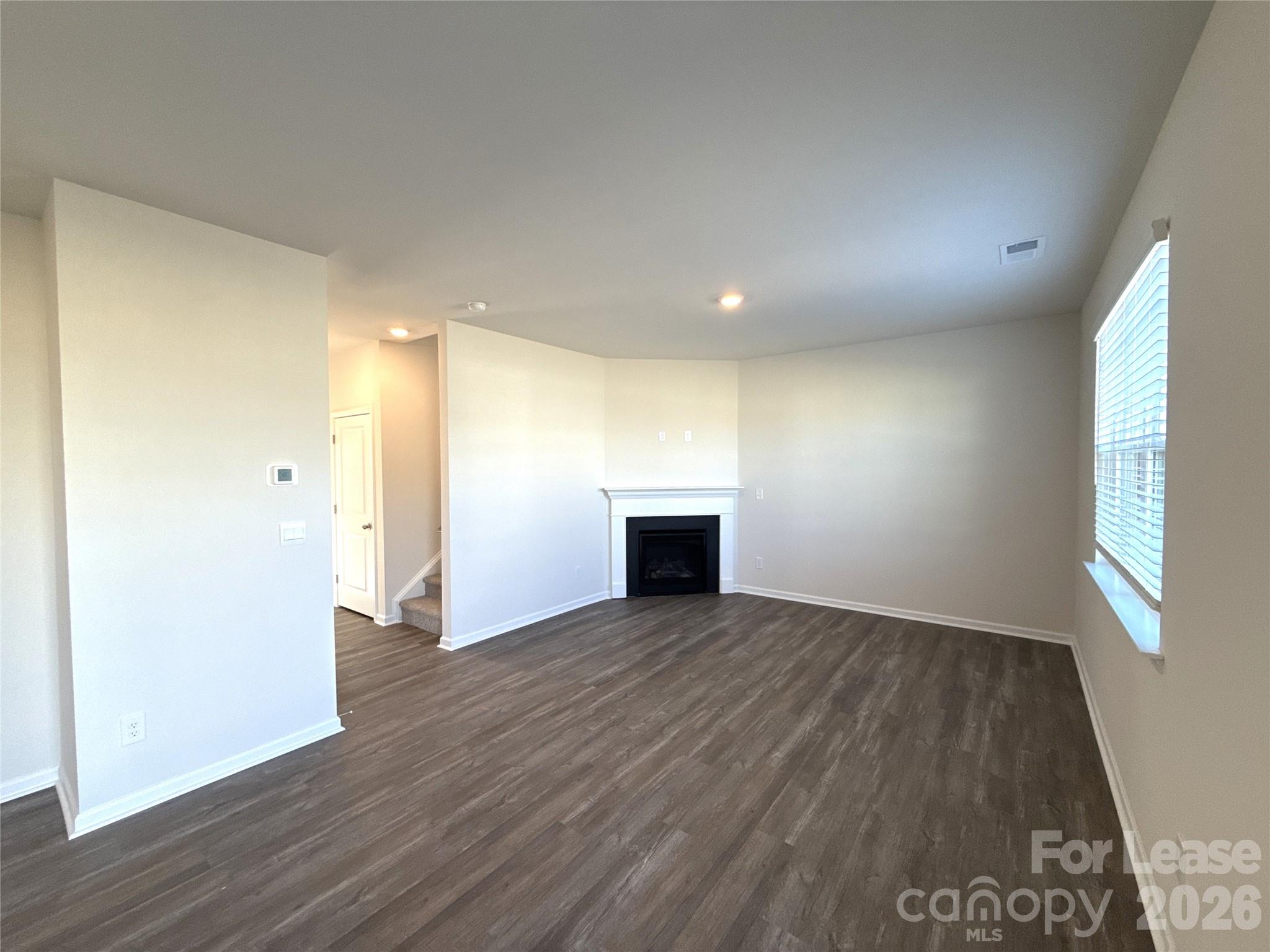 7640 Bainbridge Road Property Photo 5