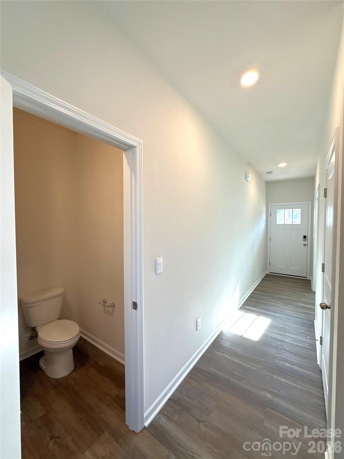 7640 Bainbridge Road Property Photo 7