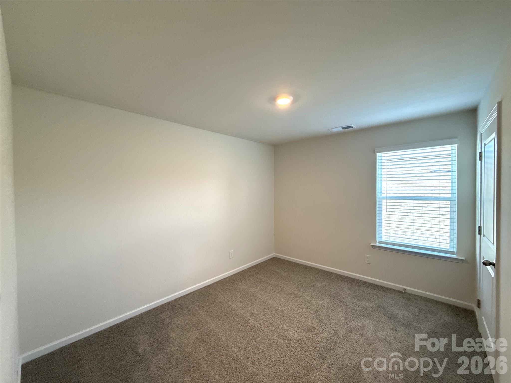 7640 Bainbridge Road Property Photo 13