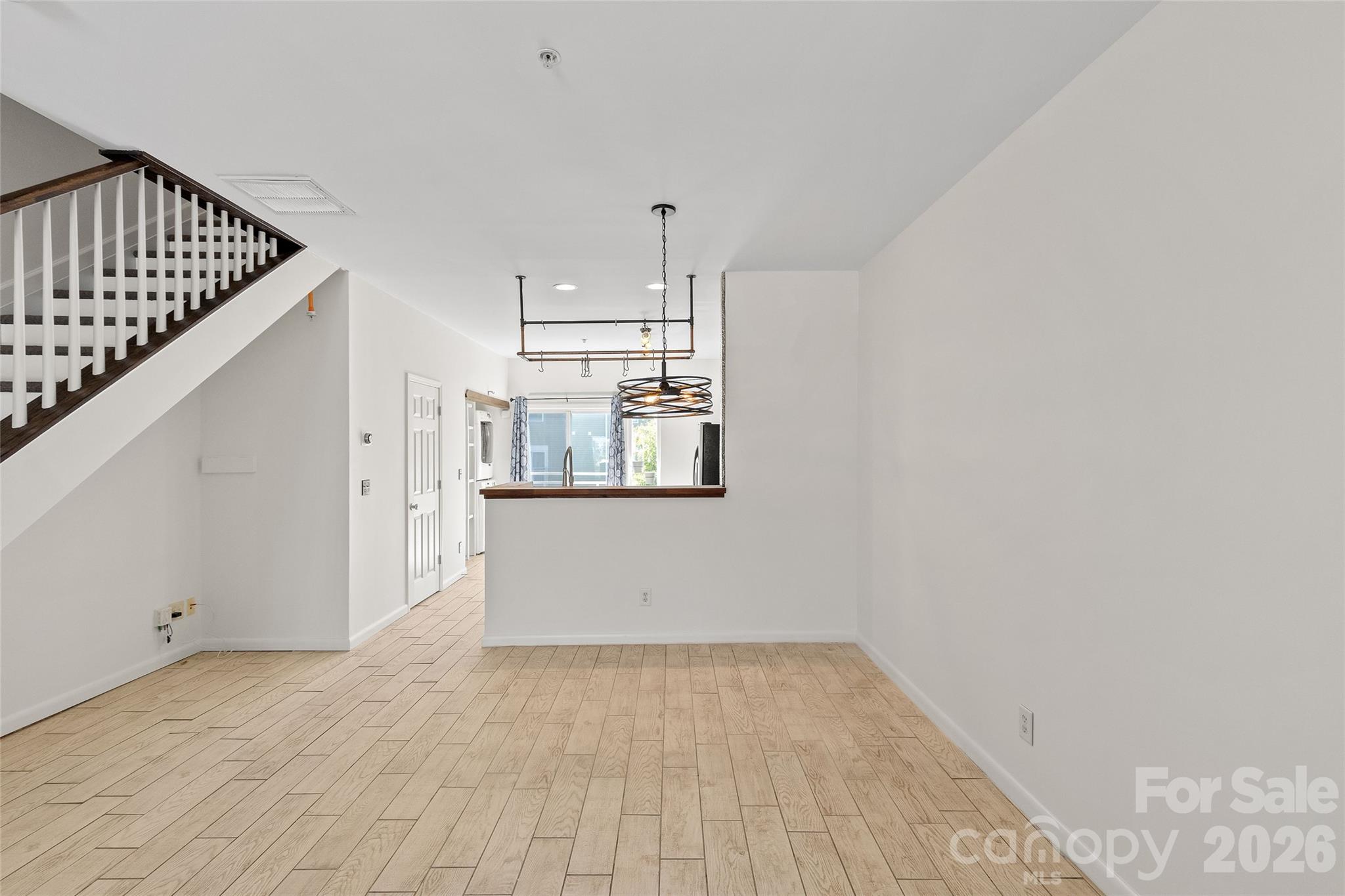 3564 N Davidson Street Property Photo 16