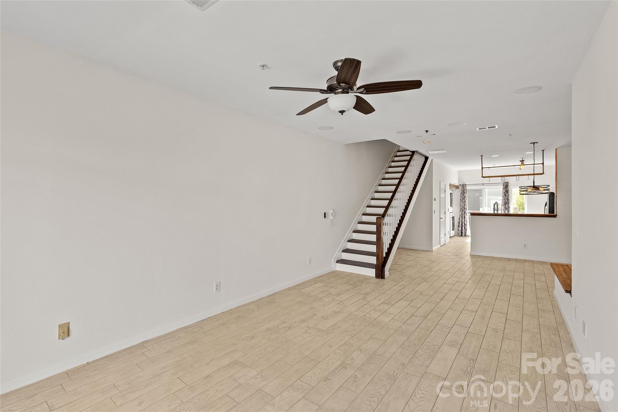 3564 N Davidson Street Property Photo 21