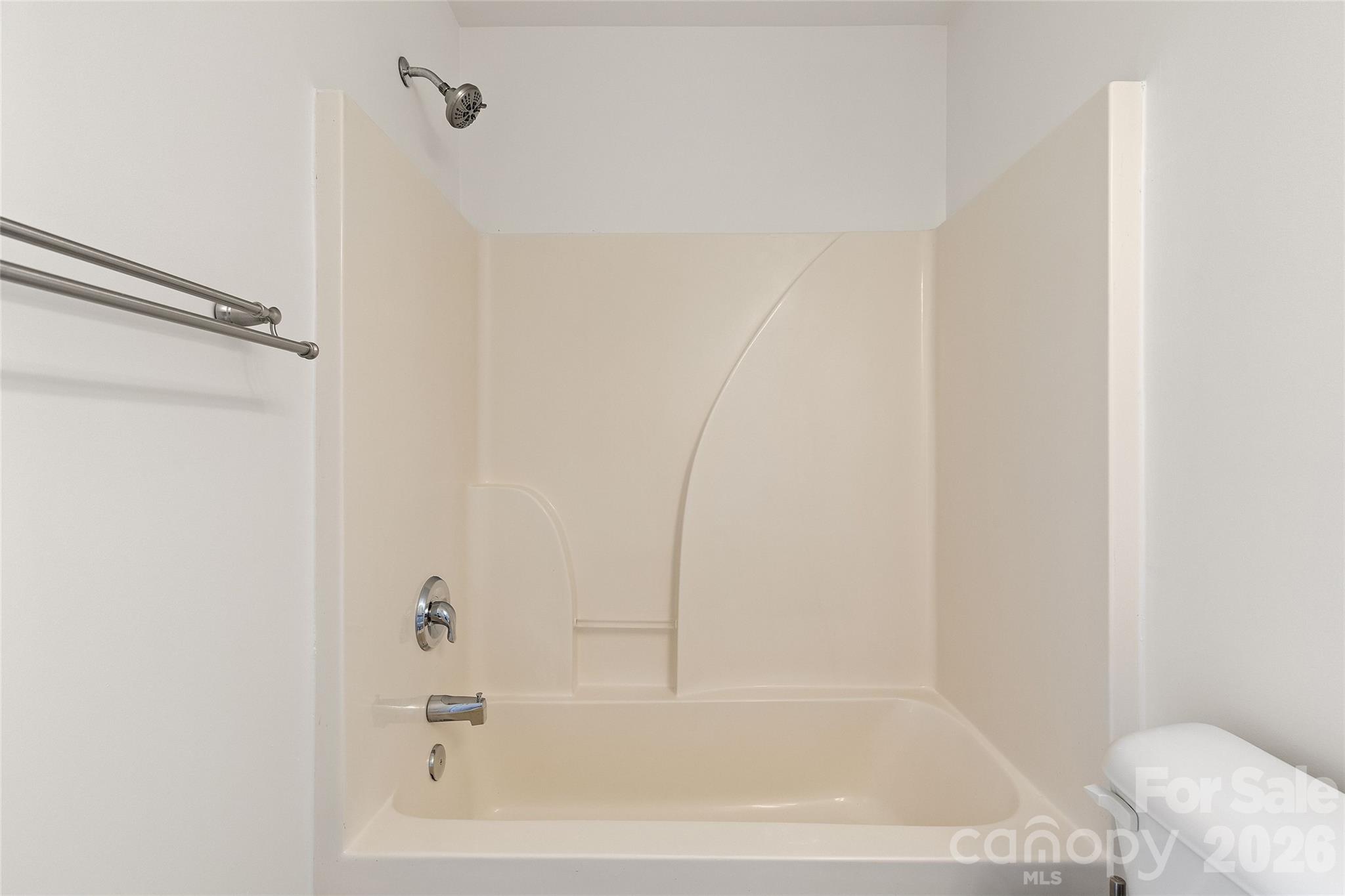 3564 N Davidson Street Property Photo 27