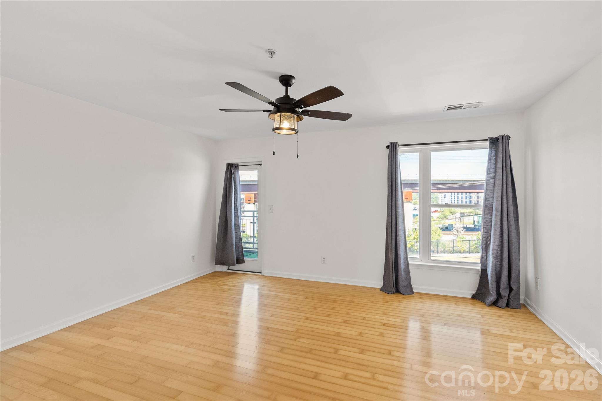 3564 N Davidson Street Property Photo 29
