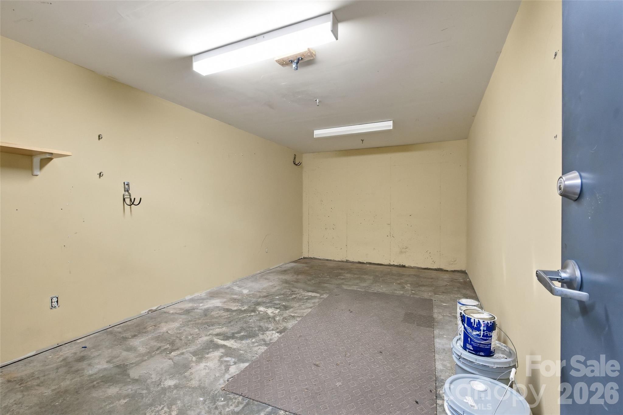 3564 N Davidson Street Property Photo 40
