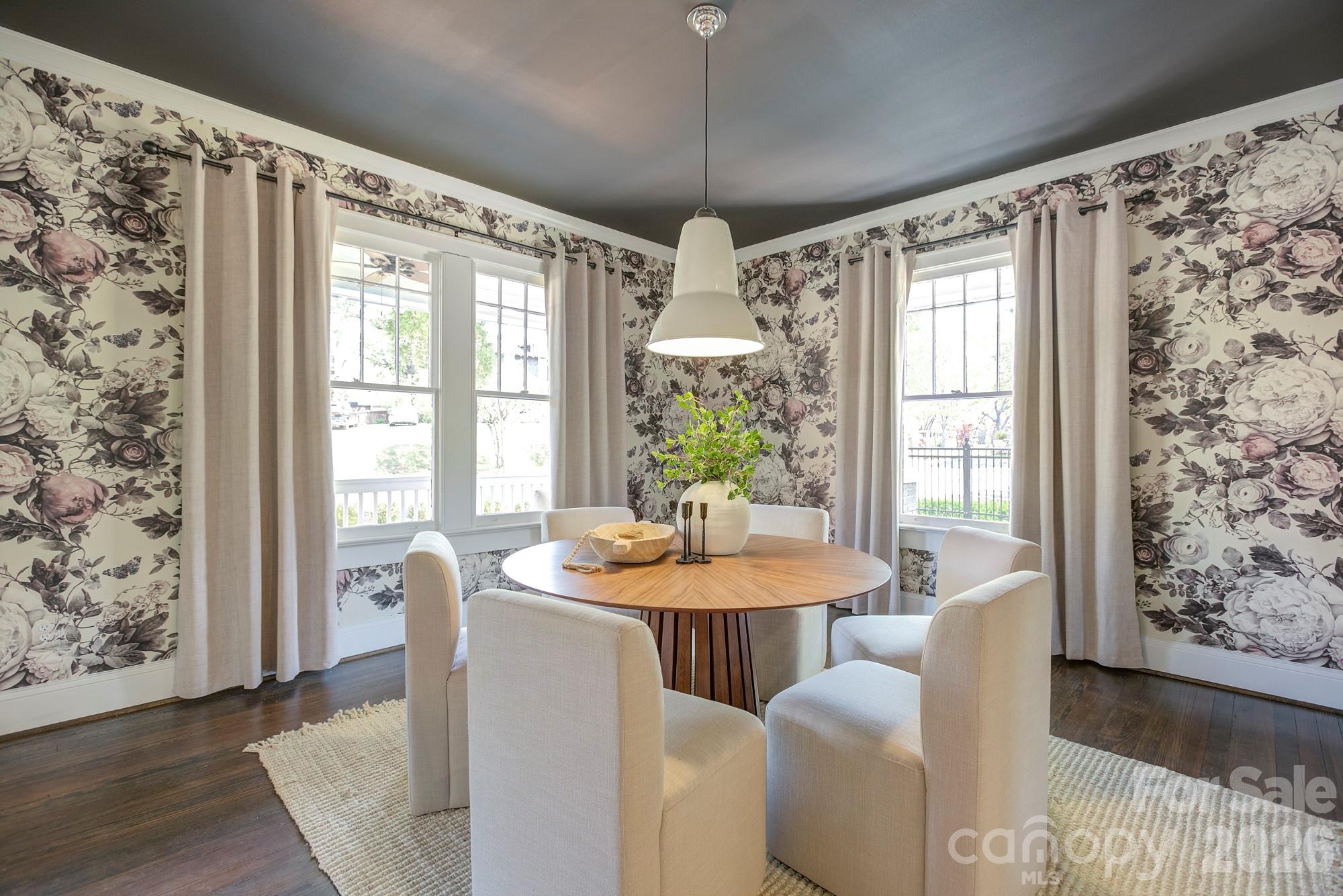 429 West Park Avenue Property Photo 8