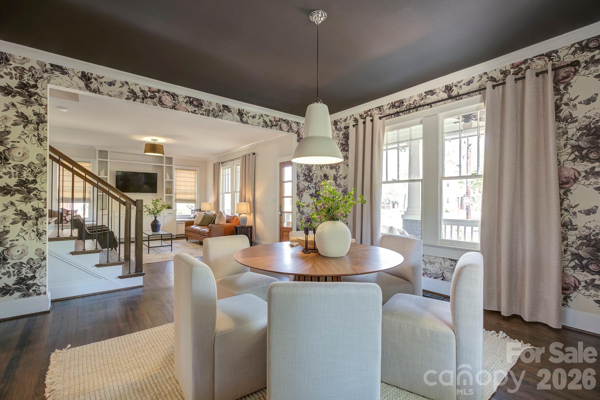 429 West Park Avenue Property Photo 10
