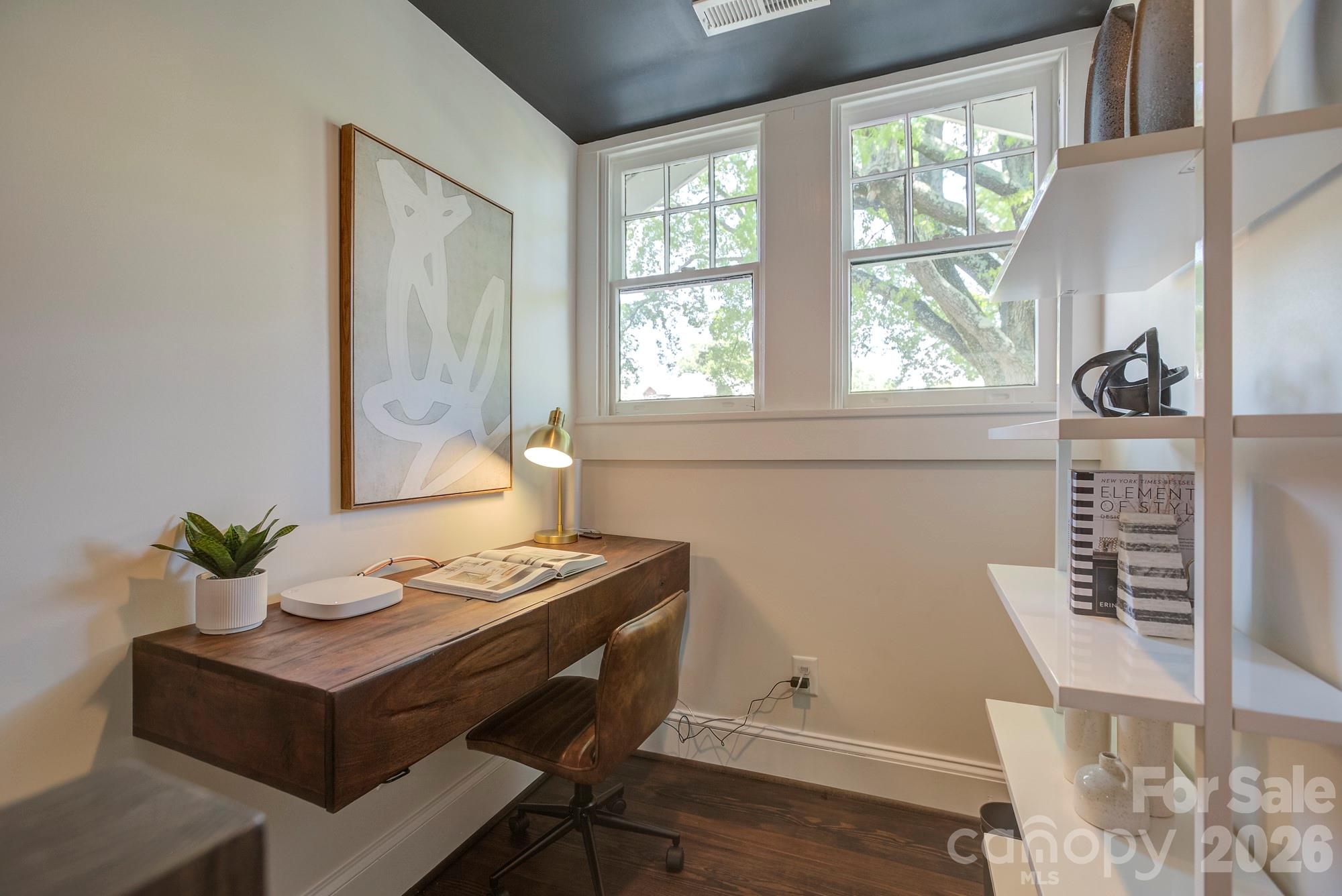 429 West Park Avenue Property Photo 32