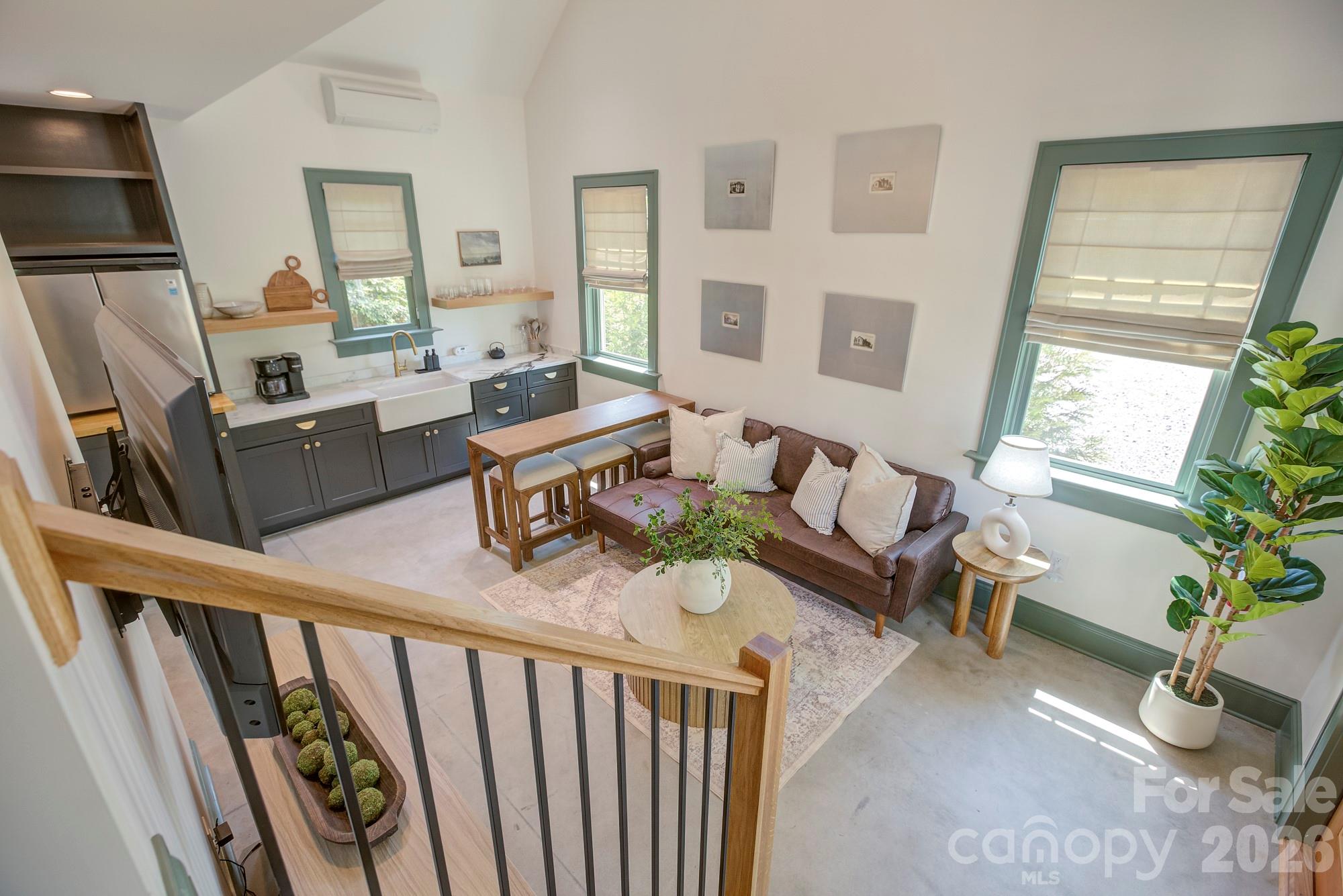 429 West Park Avenue Property Photo 47