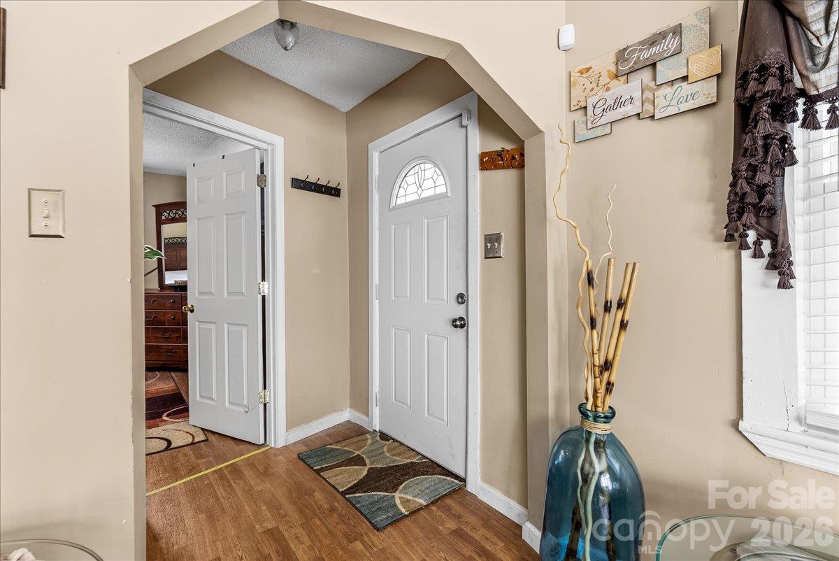 1313 Carolina Avenue Property Photo 7