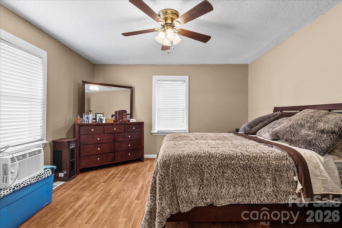 1313 Carolina Avenue Property Photo 19