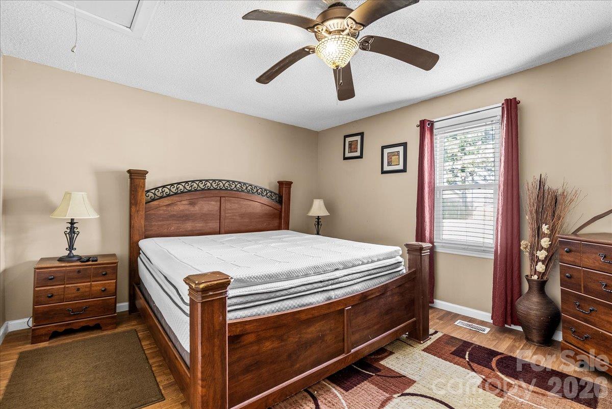 1313 Carolina Avenue Property Photo 20
