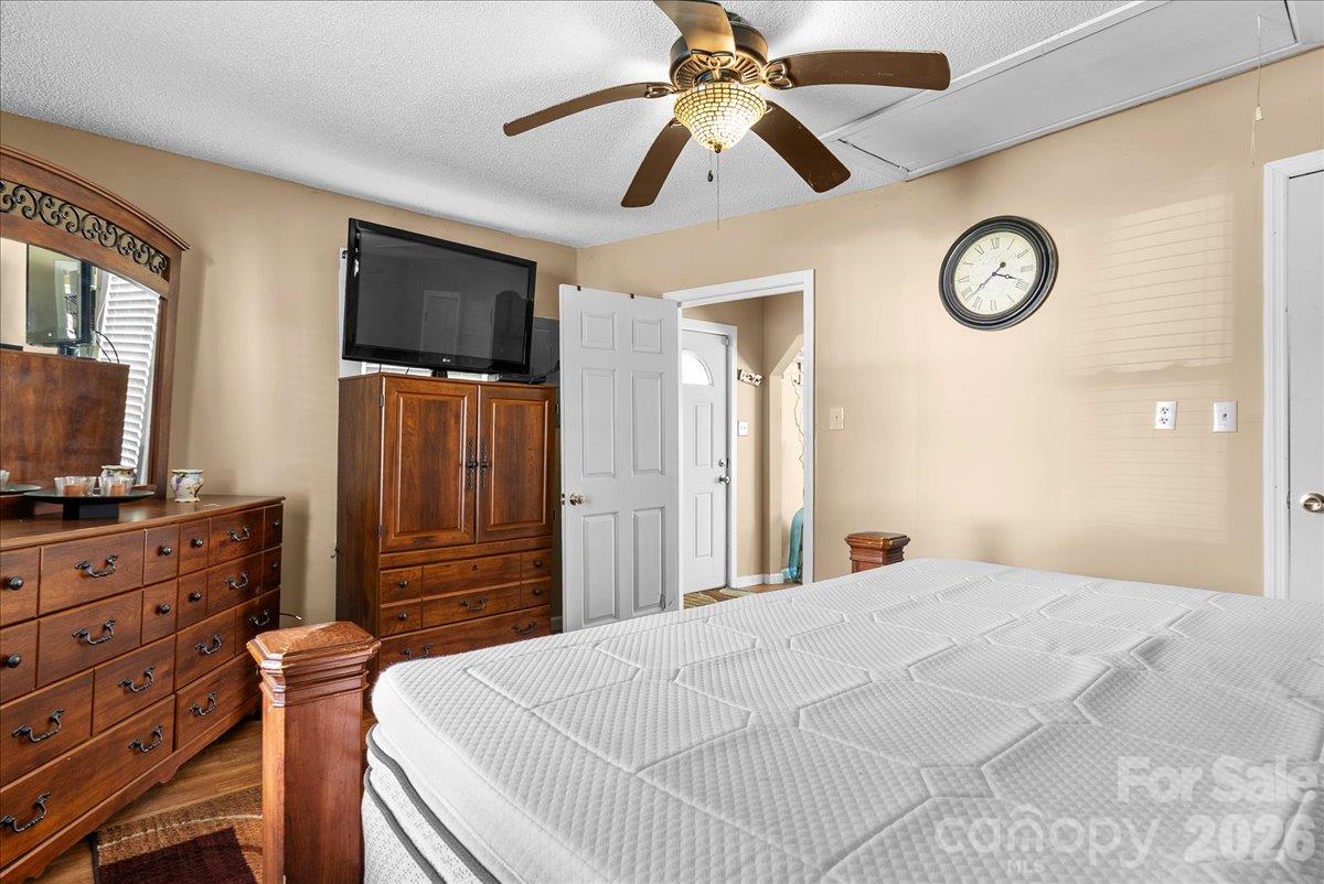 1313 Carolina Avenue Property Photo 22