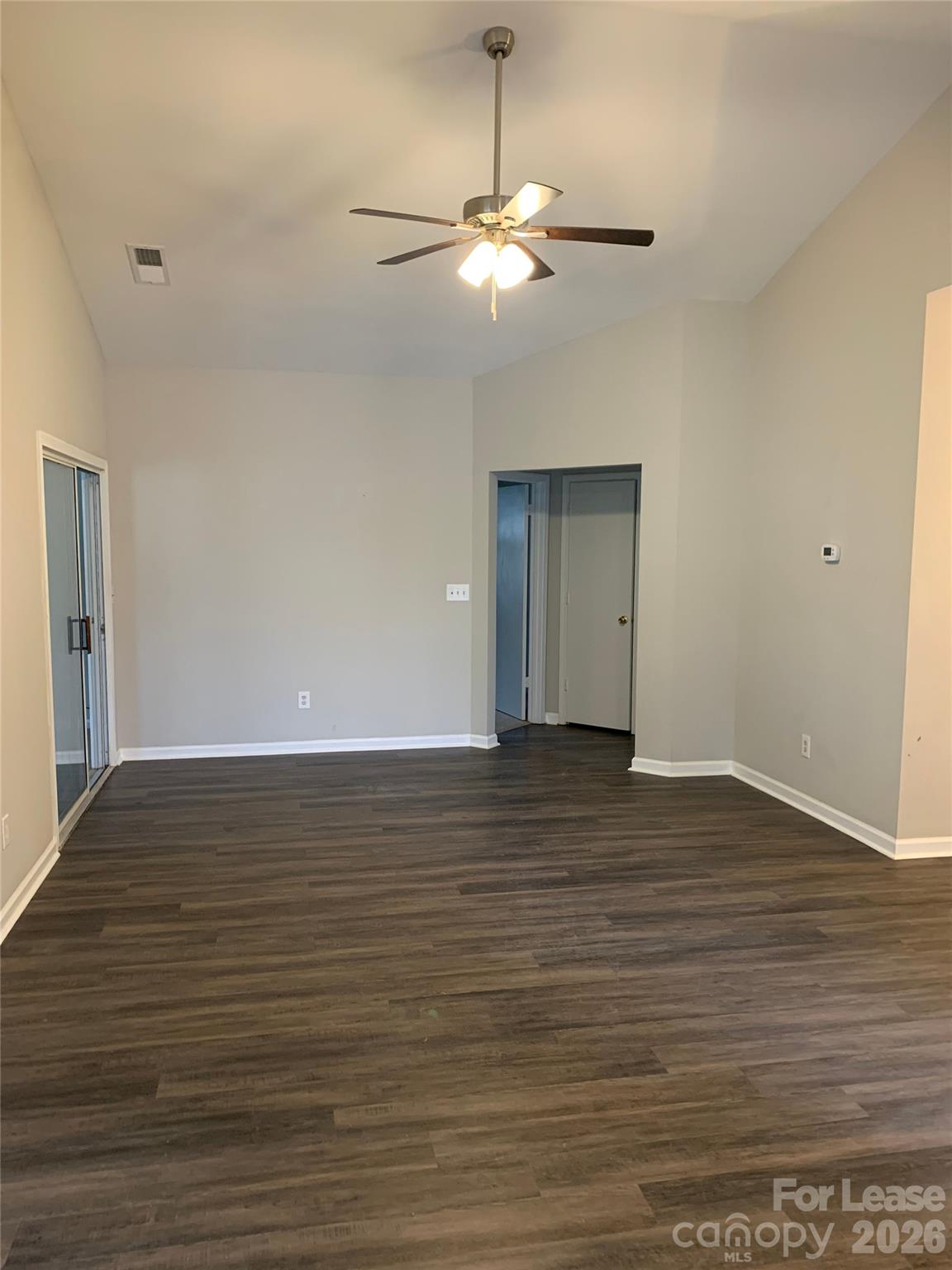5012 Windcrest Way Property Photo 3