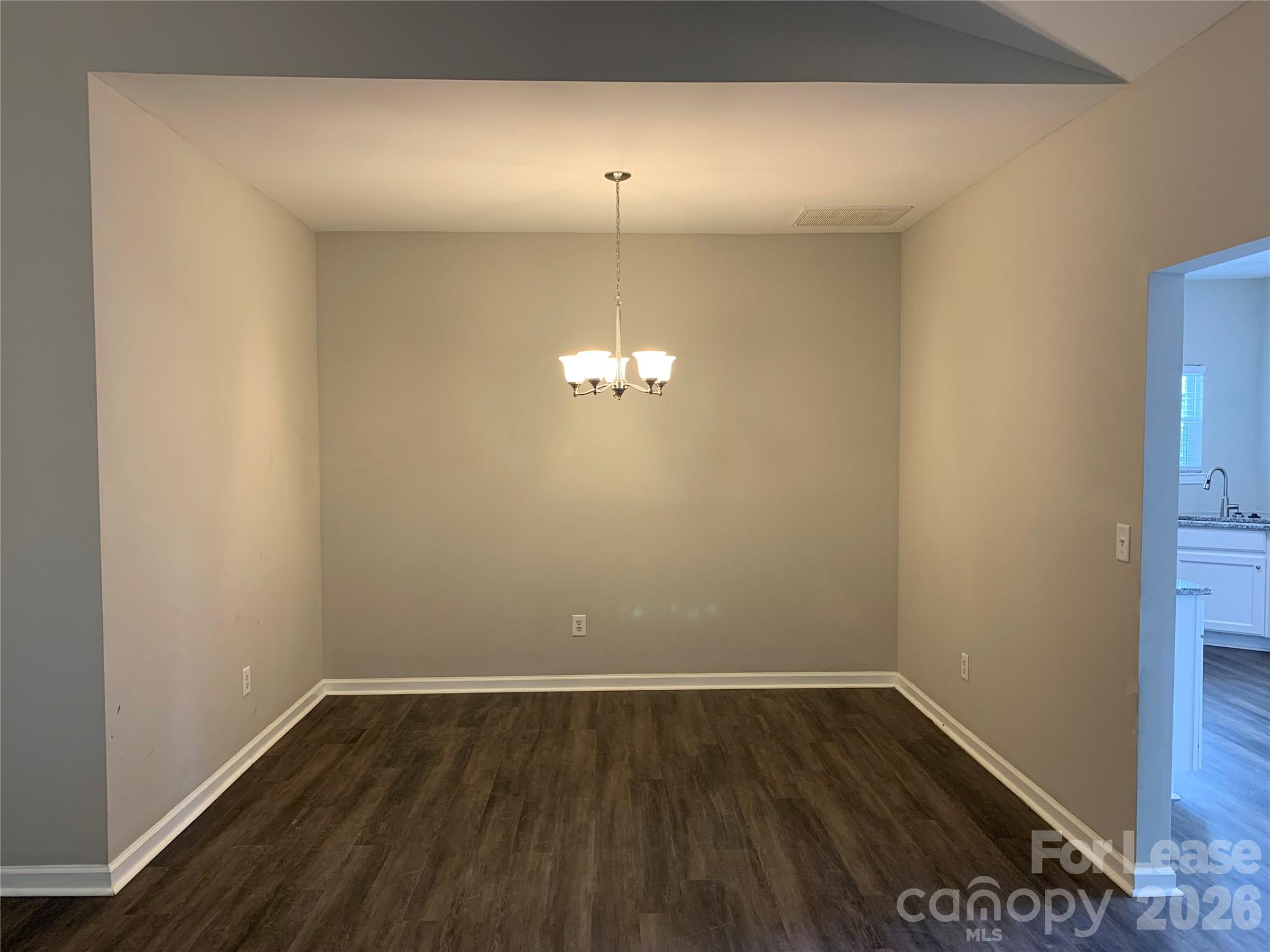 5012 Windcrest Way Property Photo 7
