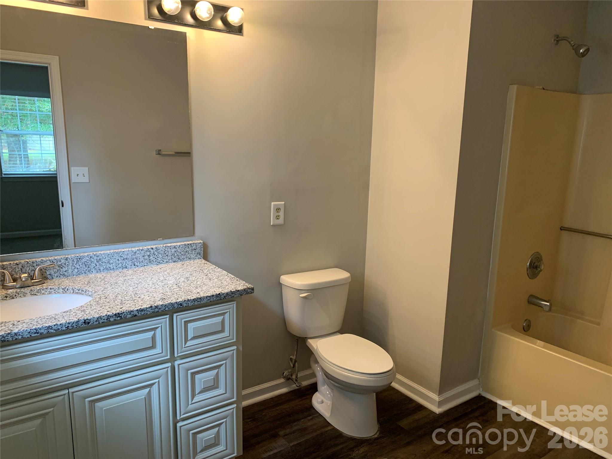 5012 Windcrest Way Property Photo 8