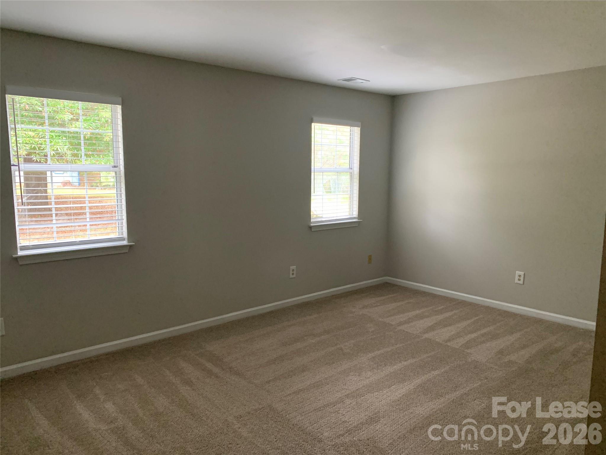 5012 Windcrest Way Property Photo 11