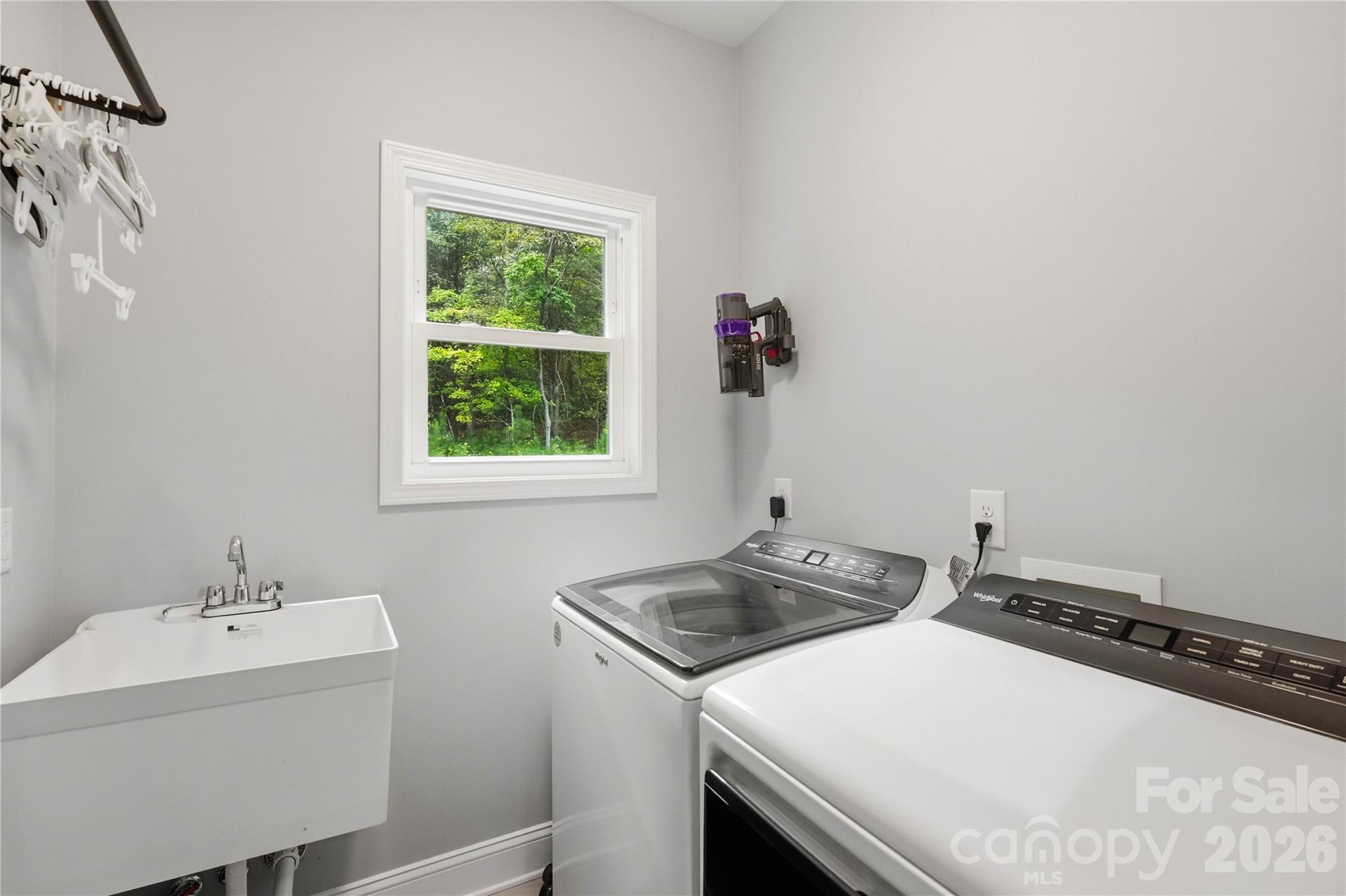 5615 Lou Lane Property Photo 27