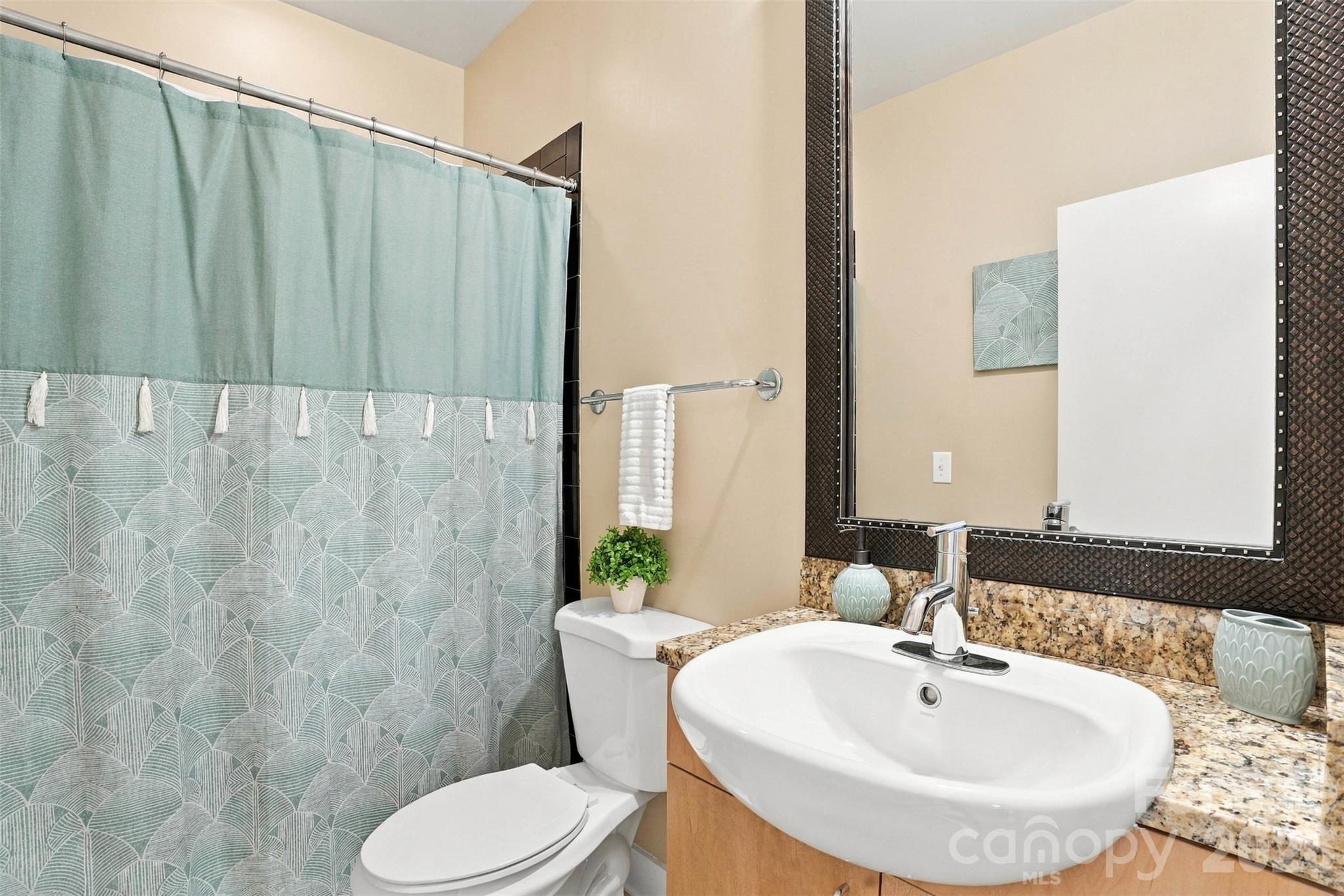 534 Mcdowell Street Property Photo 5