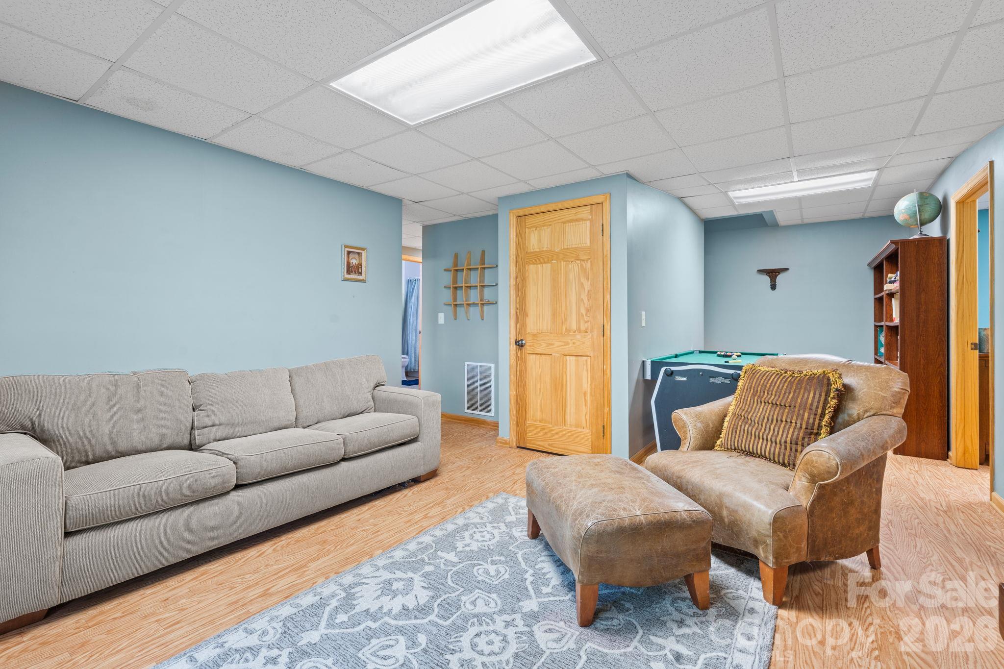 1003 Deerwood Road Property Photo 17