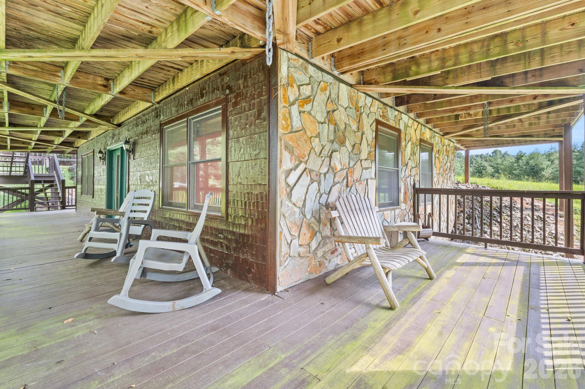 1003 Deerwood Road Property Photo 24