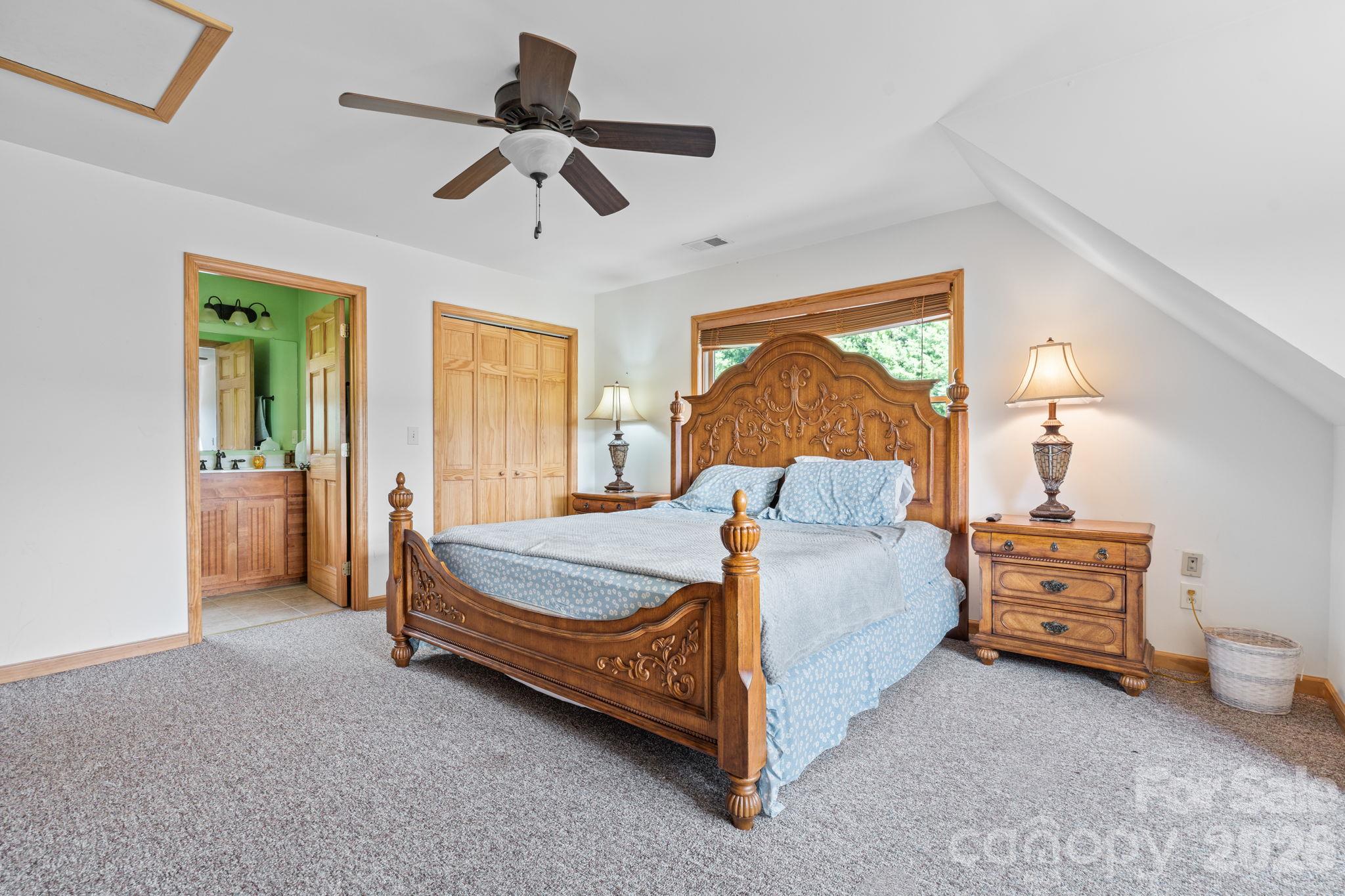 1003 Deerwood Road Property Photo 33