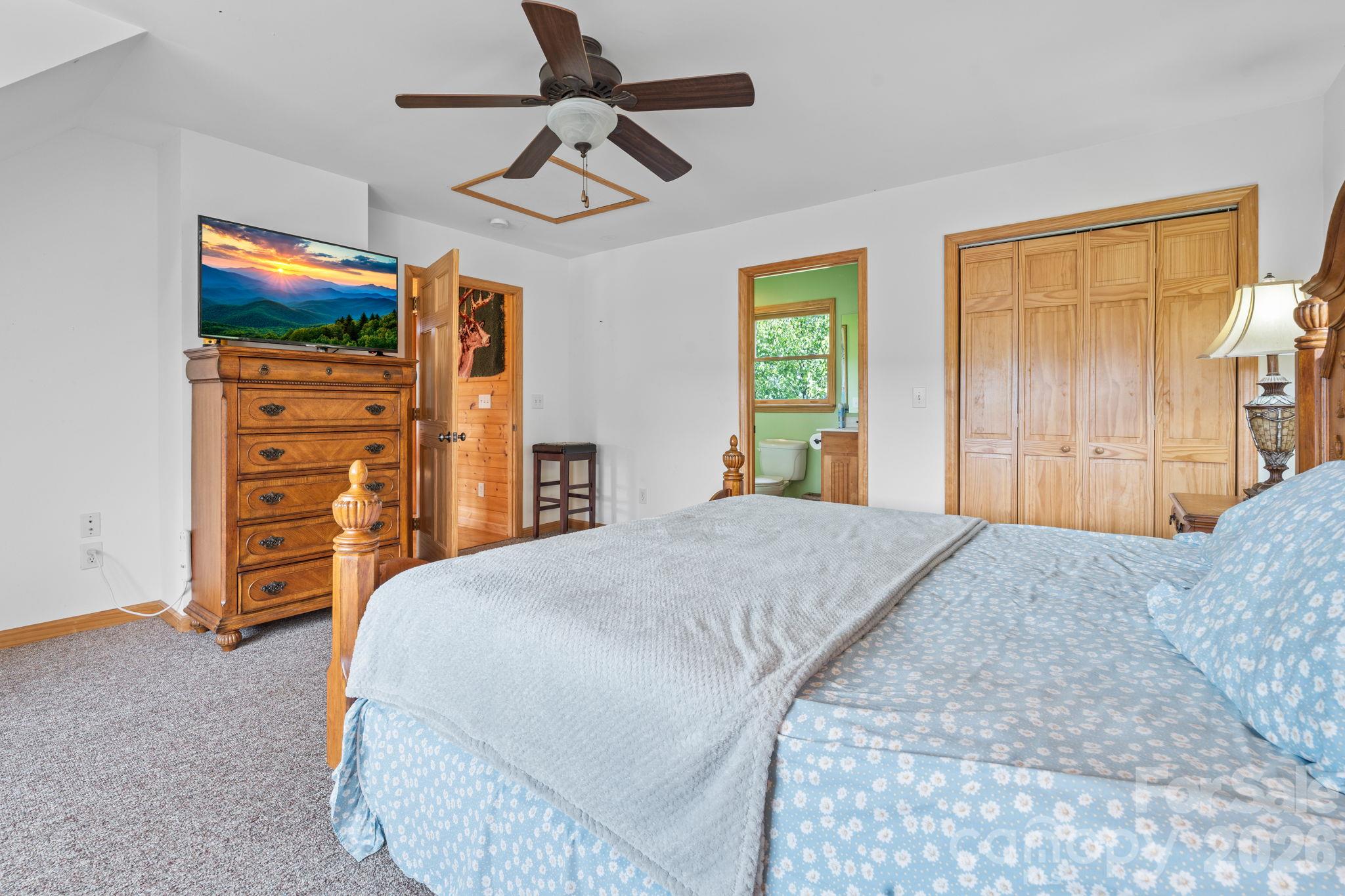1003 Deerwood Road Property Photo 34