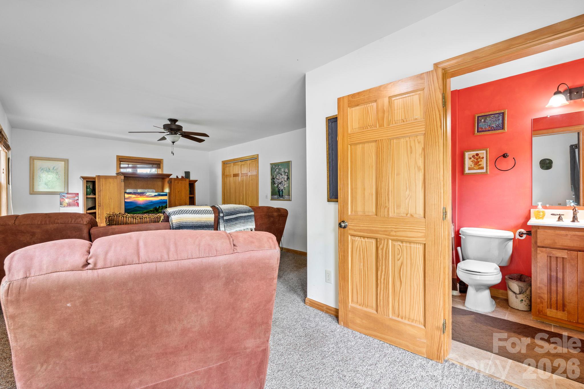 1003 Deerwood Road Property Photo 38