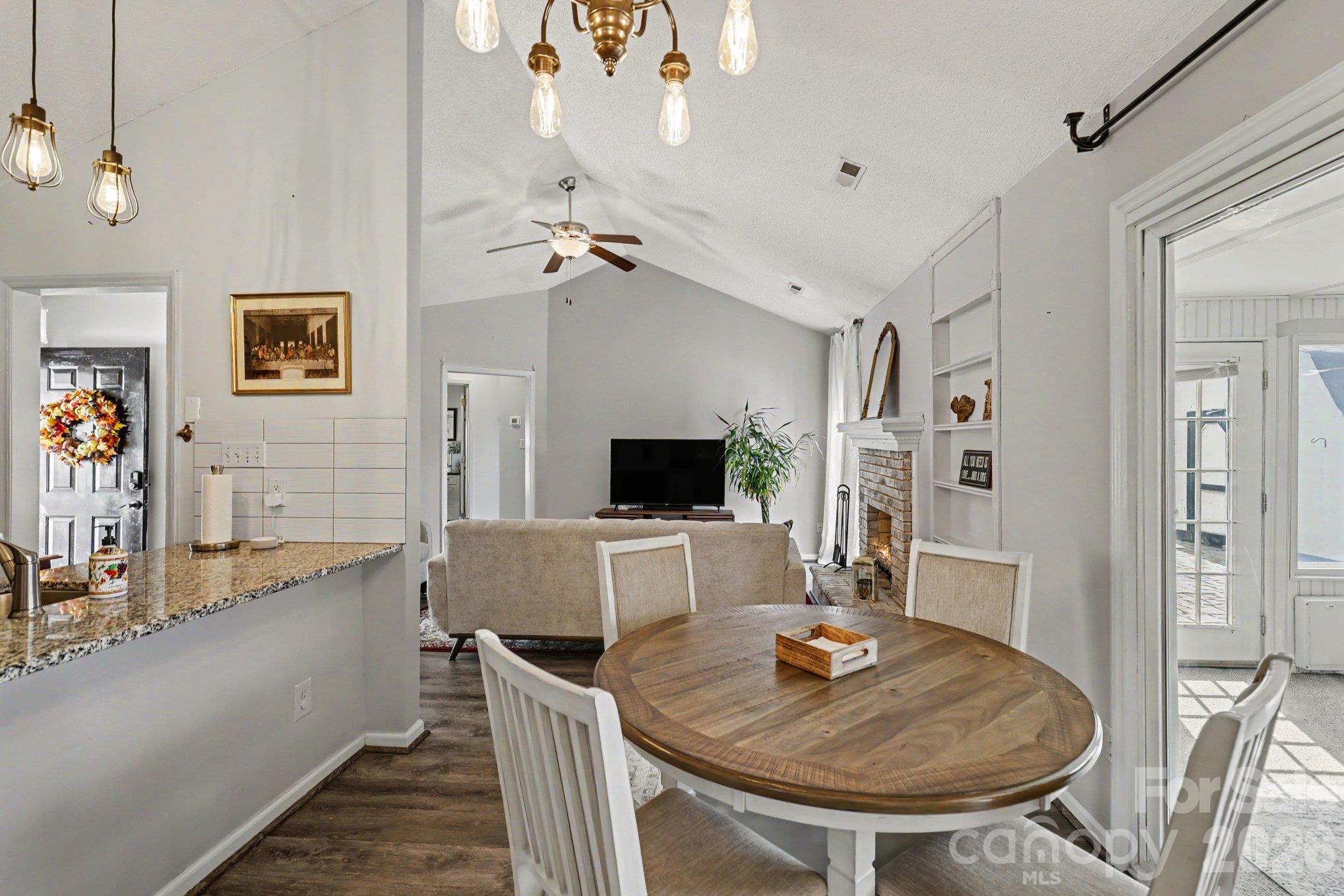 3203 Brookstone Trail Property Photo 14