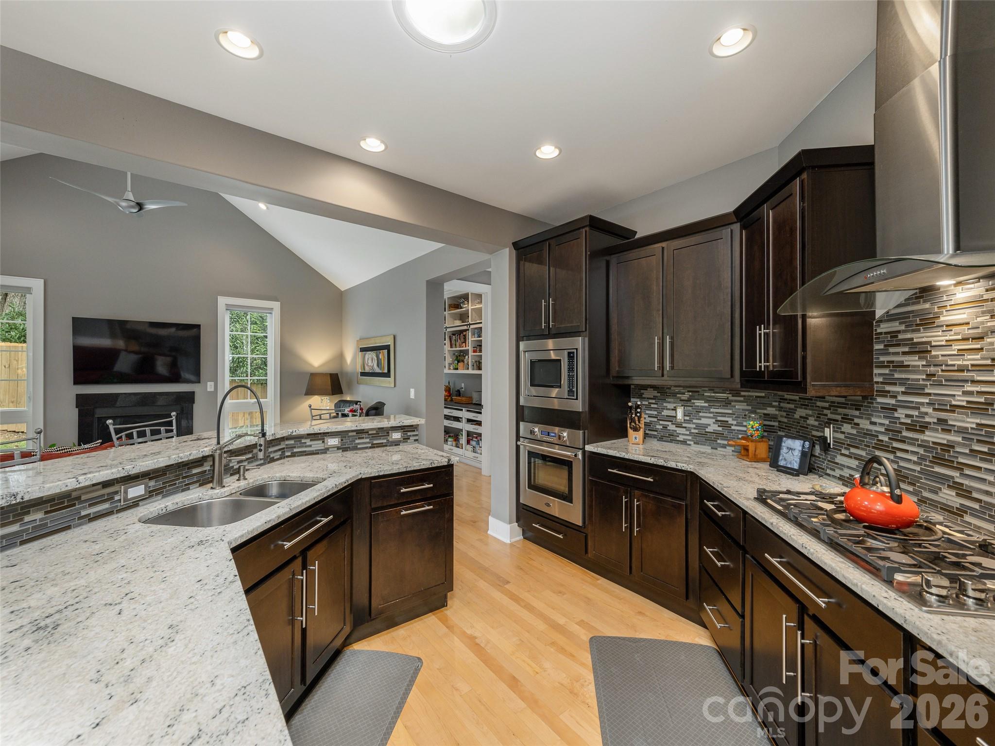 8 Broadmoor Drive Property Photo 13