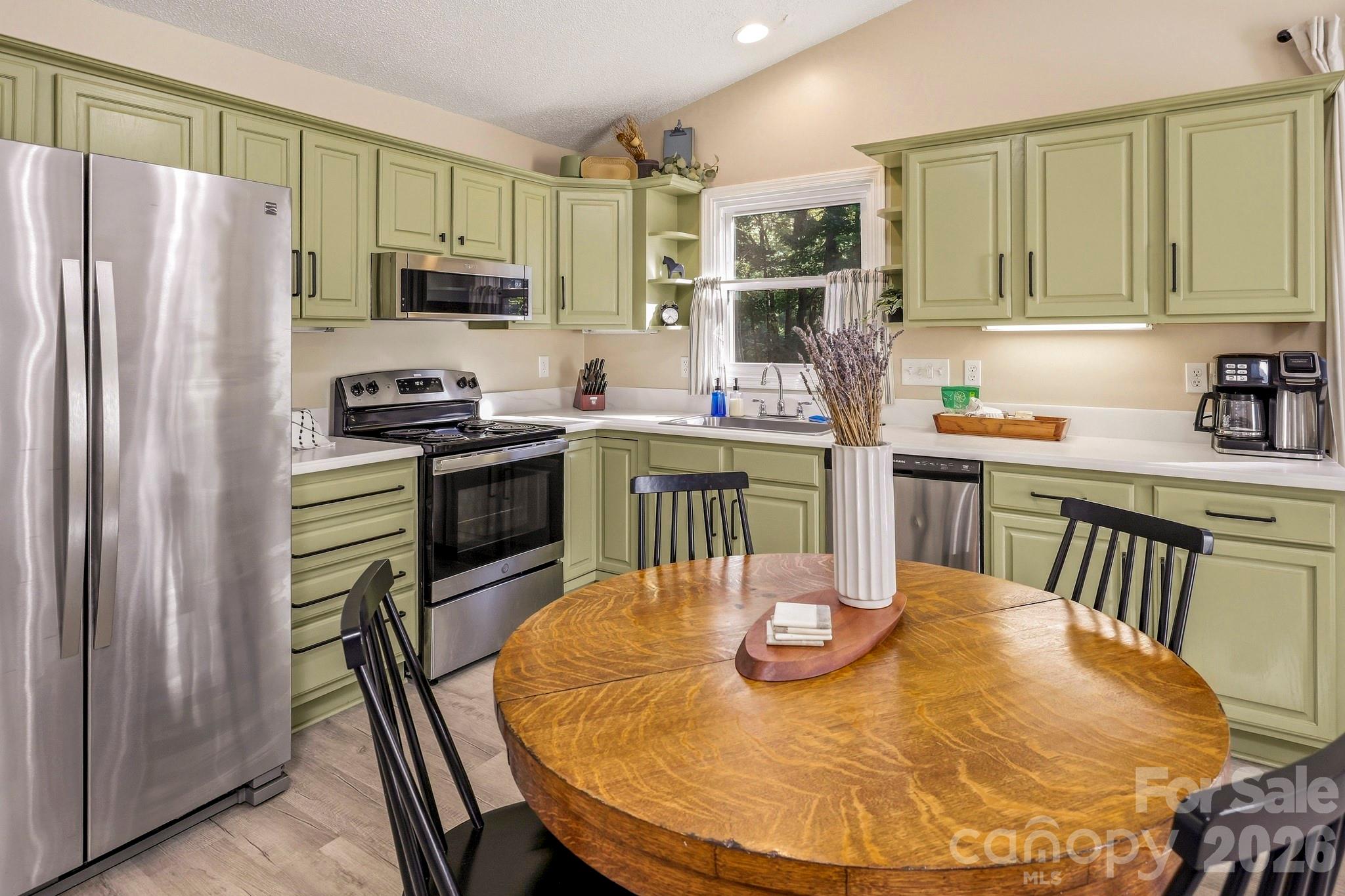 119 Celestial Way Property Photo 6