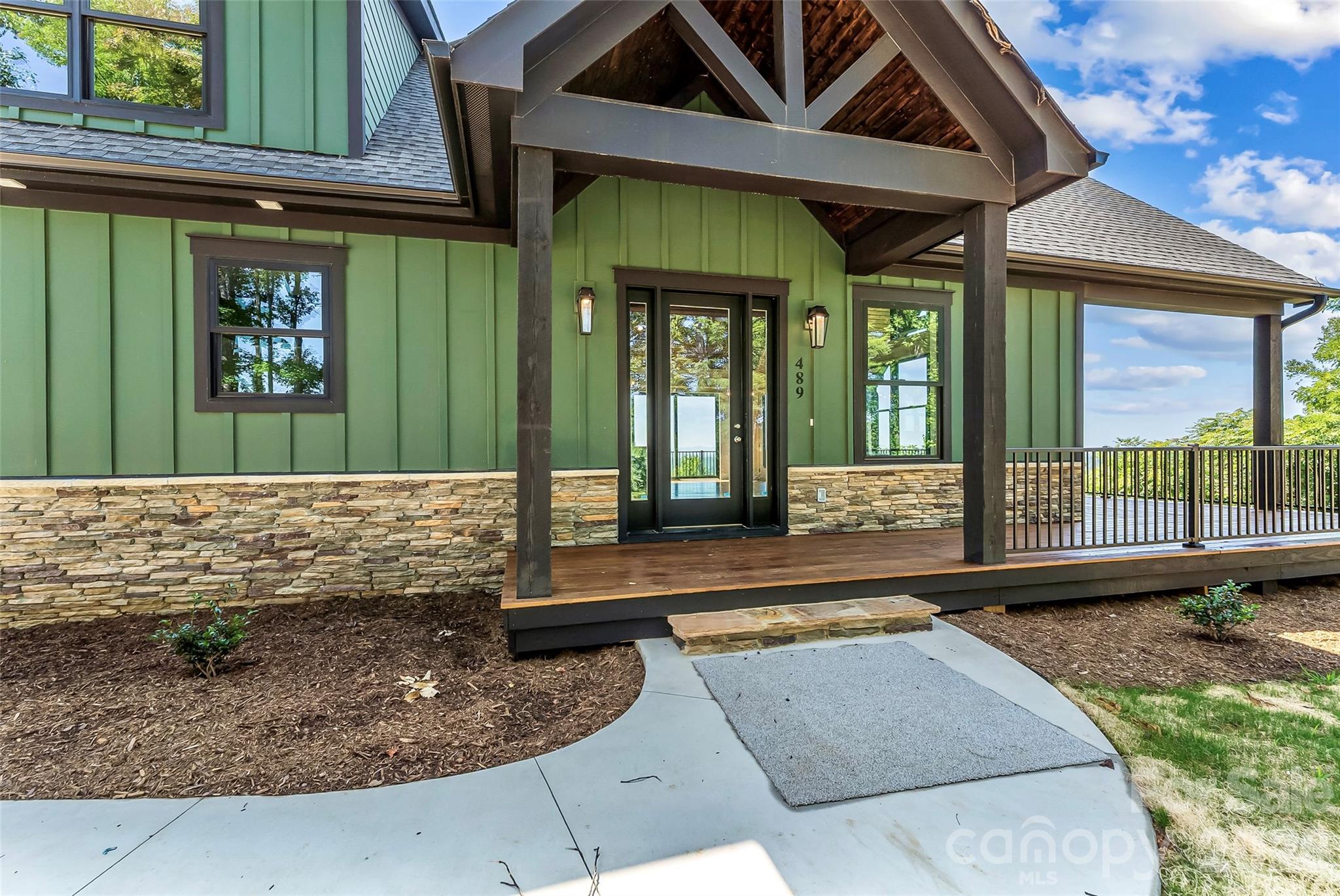 4898 Soaring Top Lane Property Photo 4