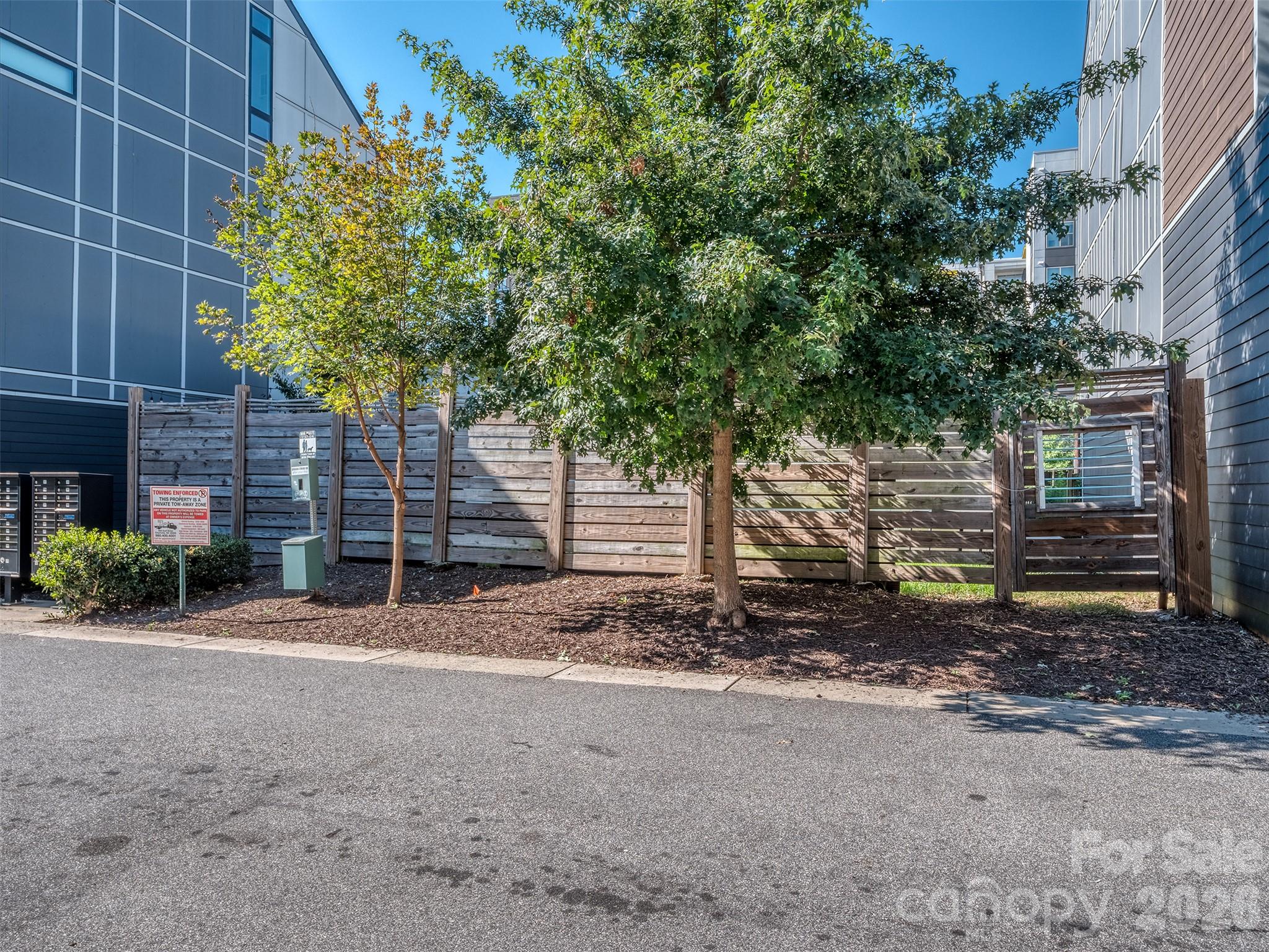 1212 Minter Place Property Photo 4