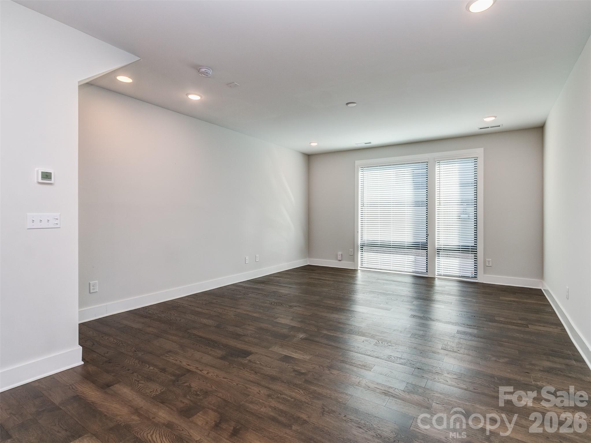 1212 Minter Place Property Photo 6