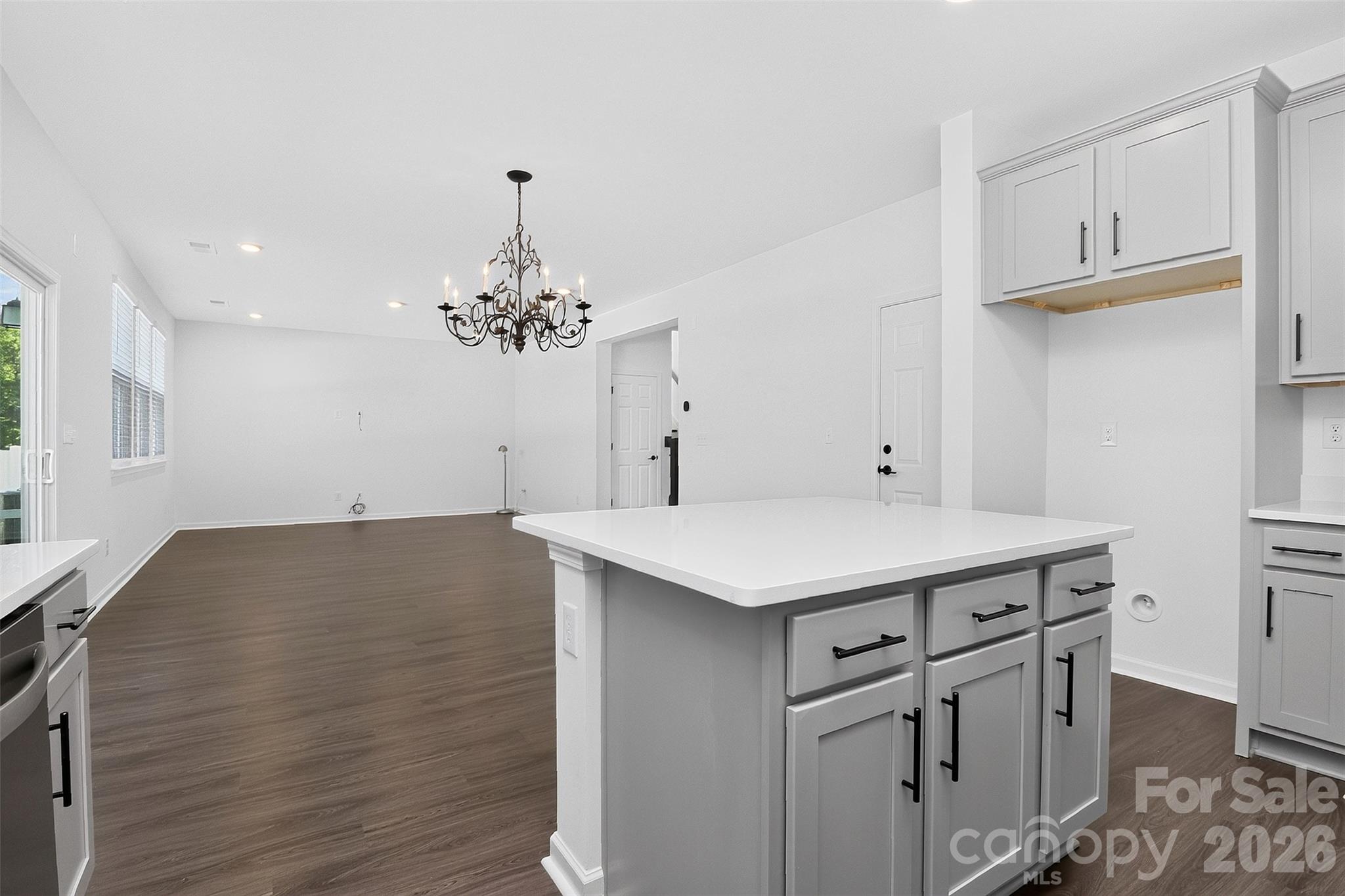 12133 Rowan Hill Drive Property Photo 10