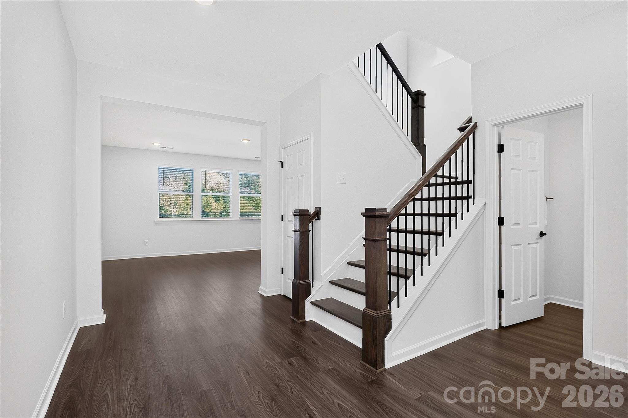 12133 Rowan Hill Drive Property Photo 17