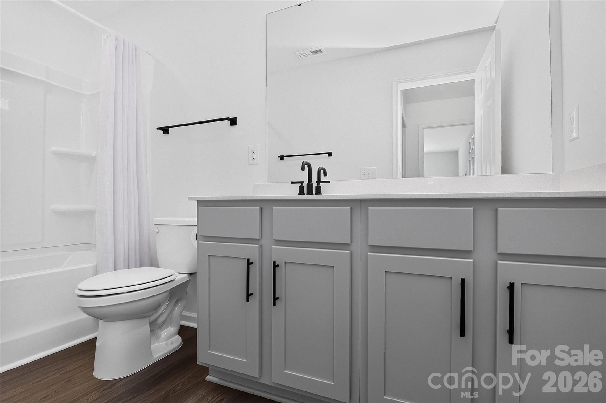 12133 Rowan Hill Drive Property Photo 23