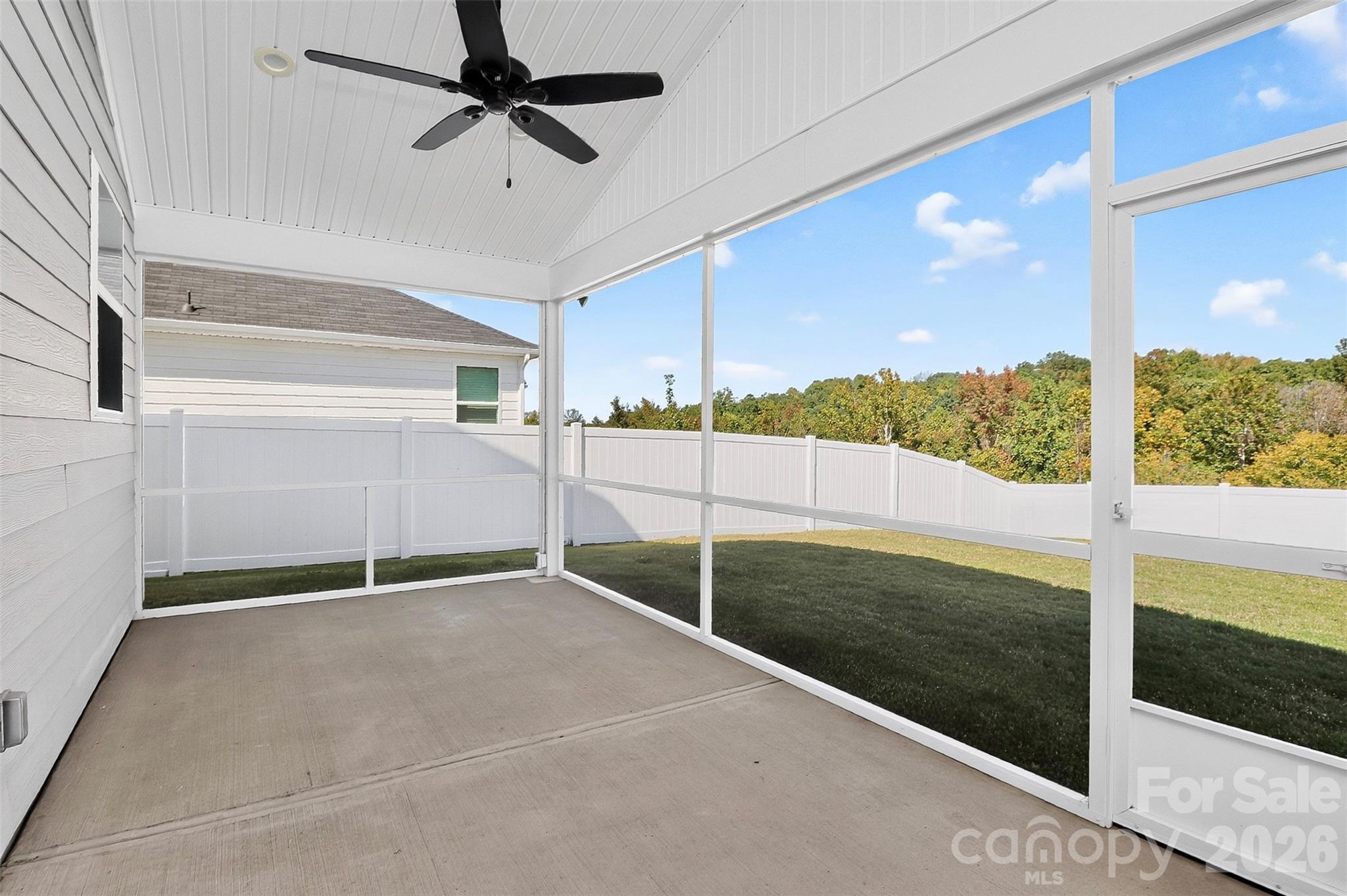 12133 Rowan Hill Drive Property Photo 32