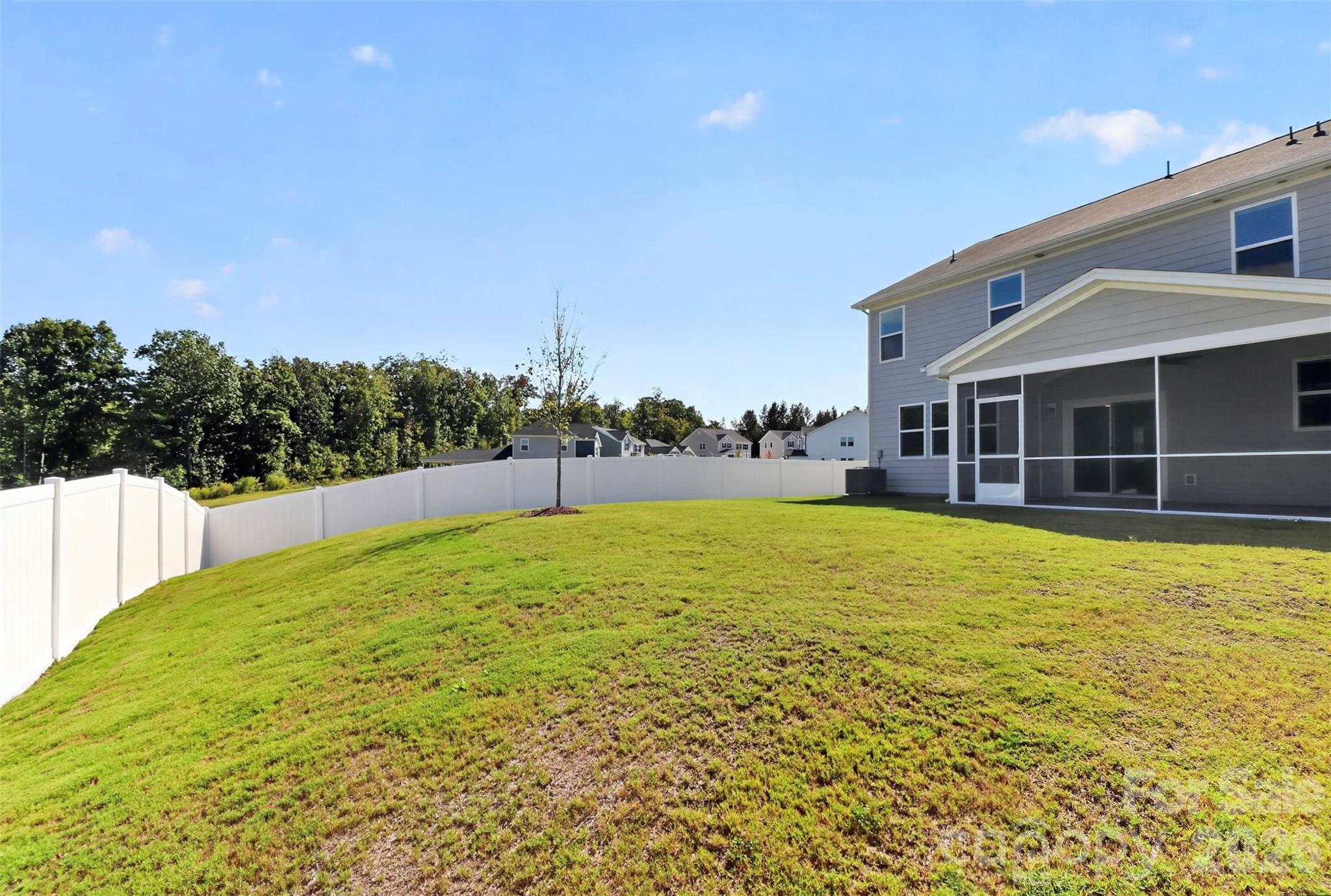 12133 Rowan Hill Drive Property Photo 34