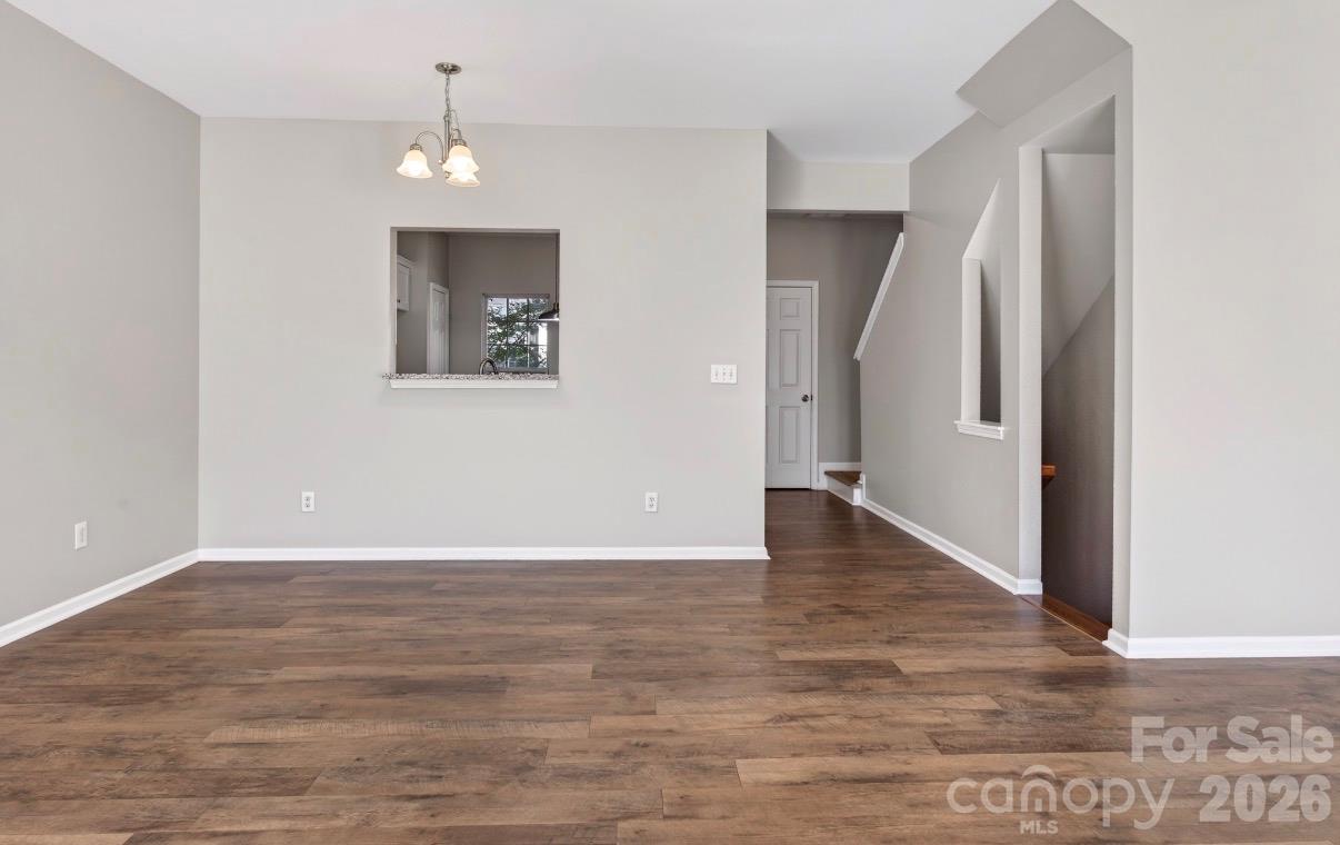 11757 Fiddlers Roof Lane Property Photo 3