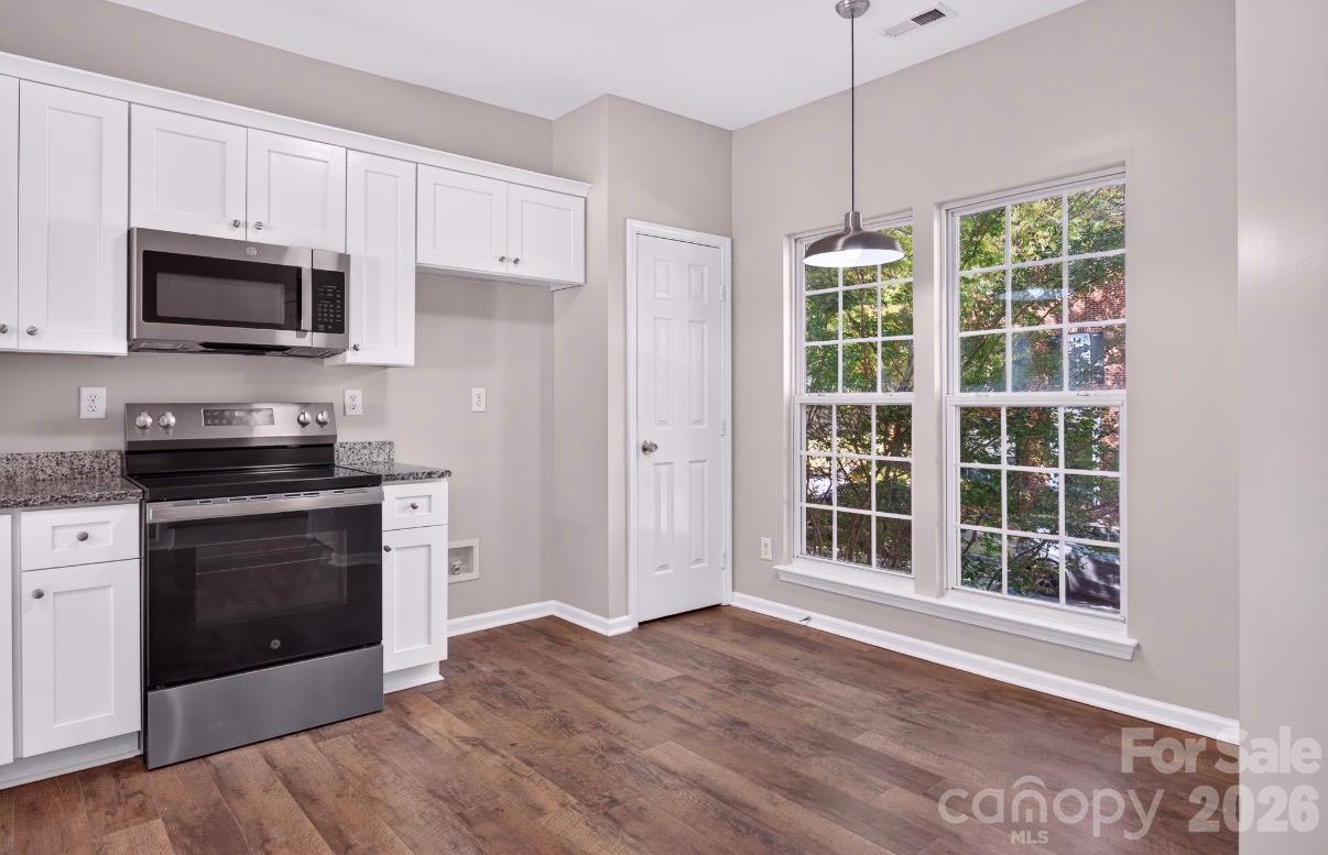 11757 Fiddlers Roof Lane Property Photo 4
