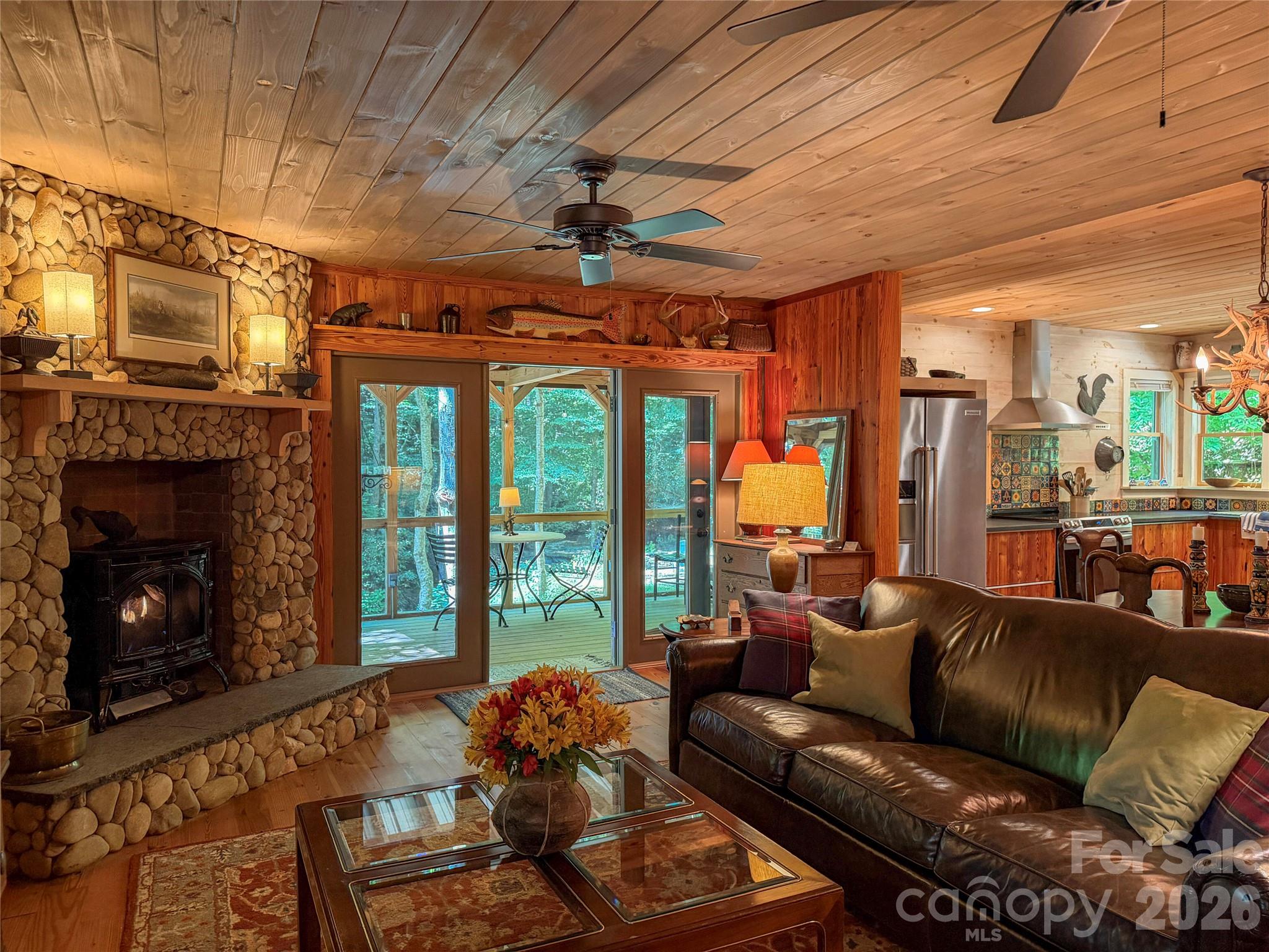 2218 Mountain Page Road Property Photo 7