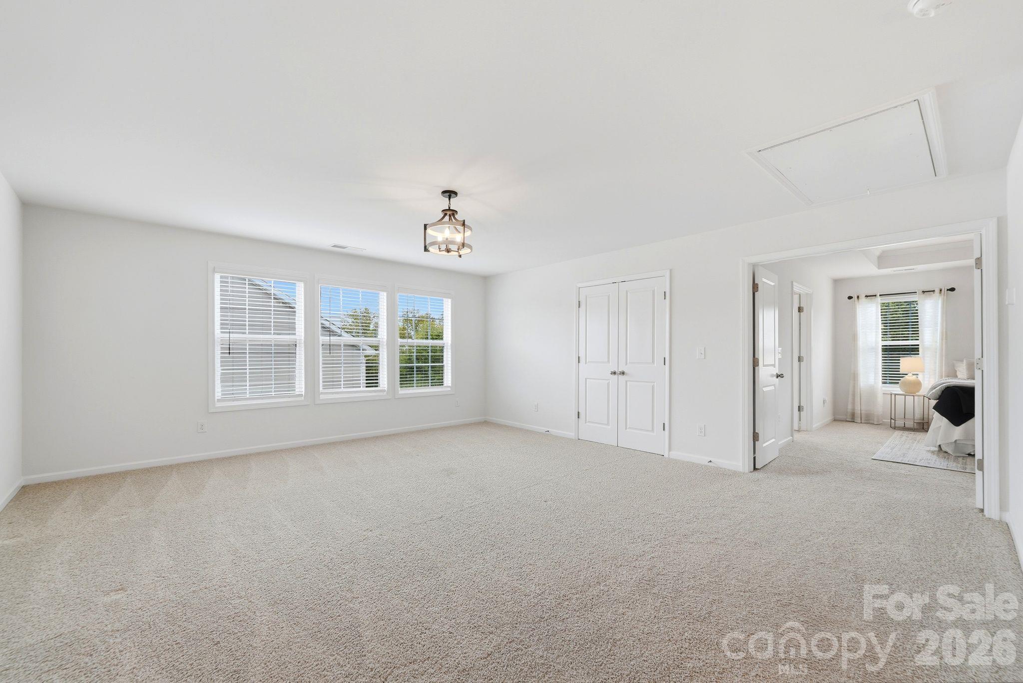 2029 Burton Point Court Property Photo 17