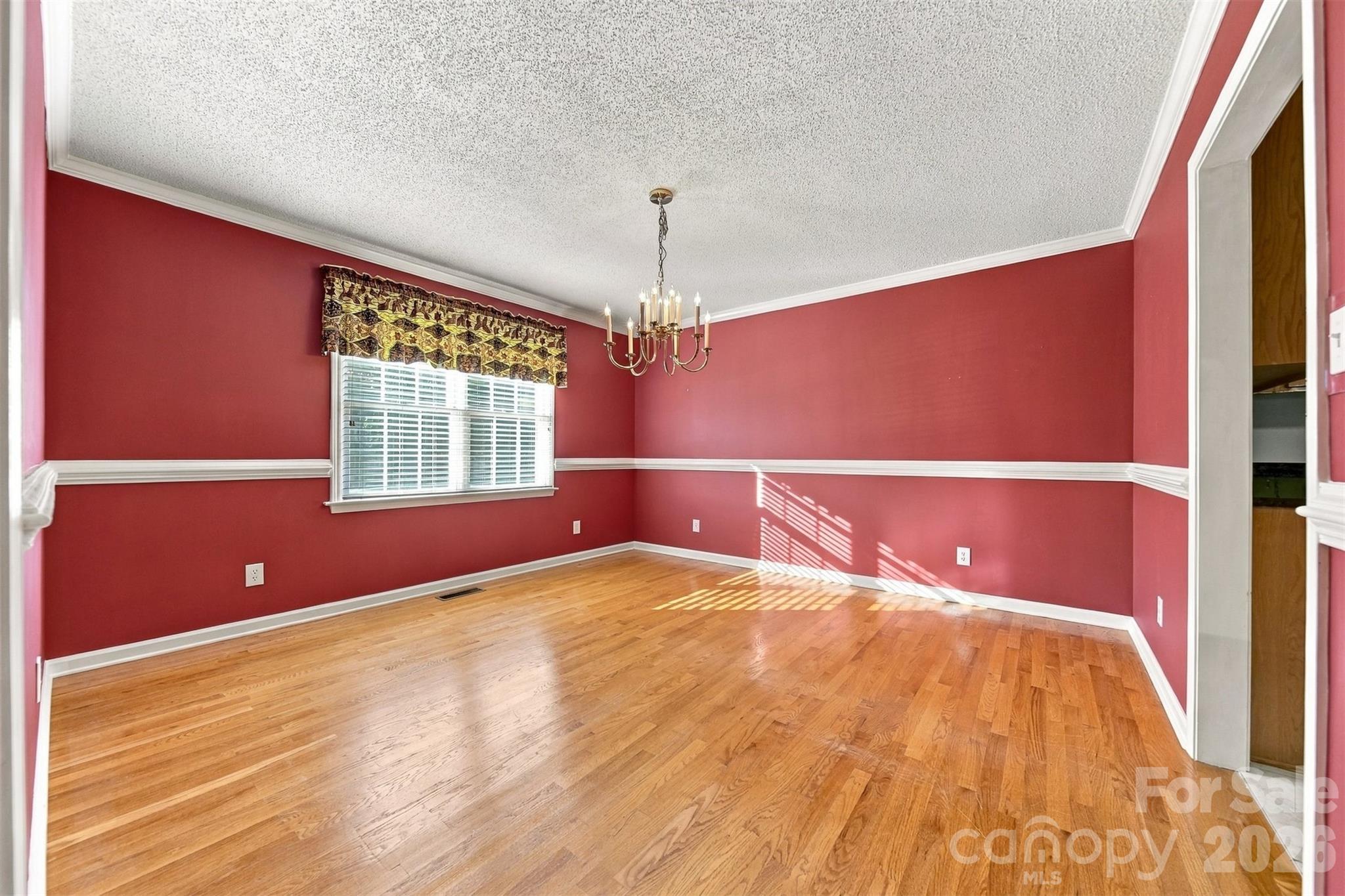 1119 Edgefield Lane Property Photo 10