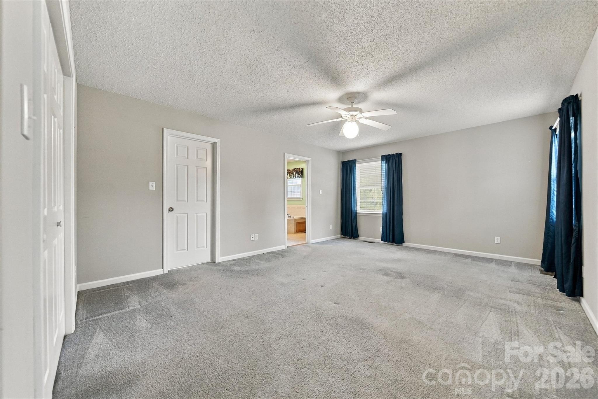 1119 Edgefield Lane Property Photo 12