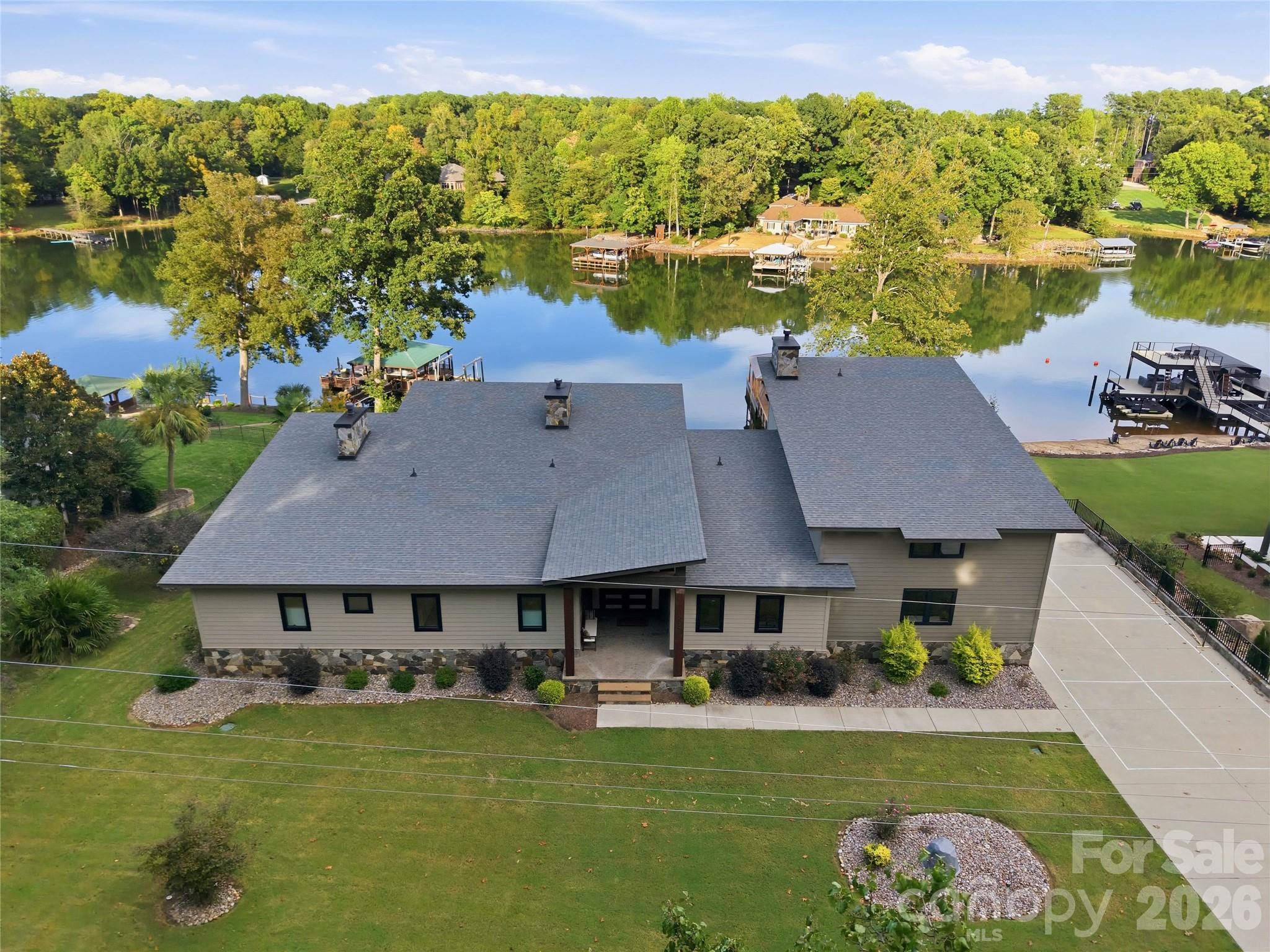 644 Normandy Road 142 Property Photo 4