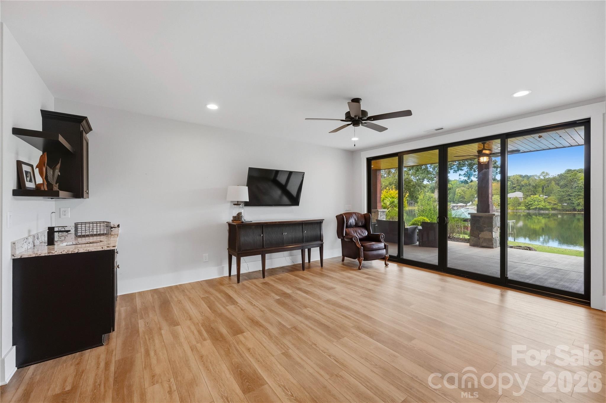 644 Normandy Road 142 Property Photo 27