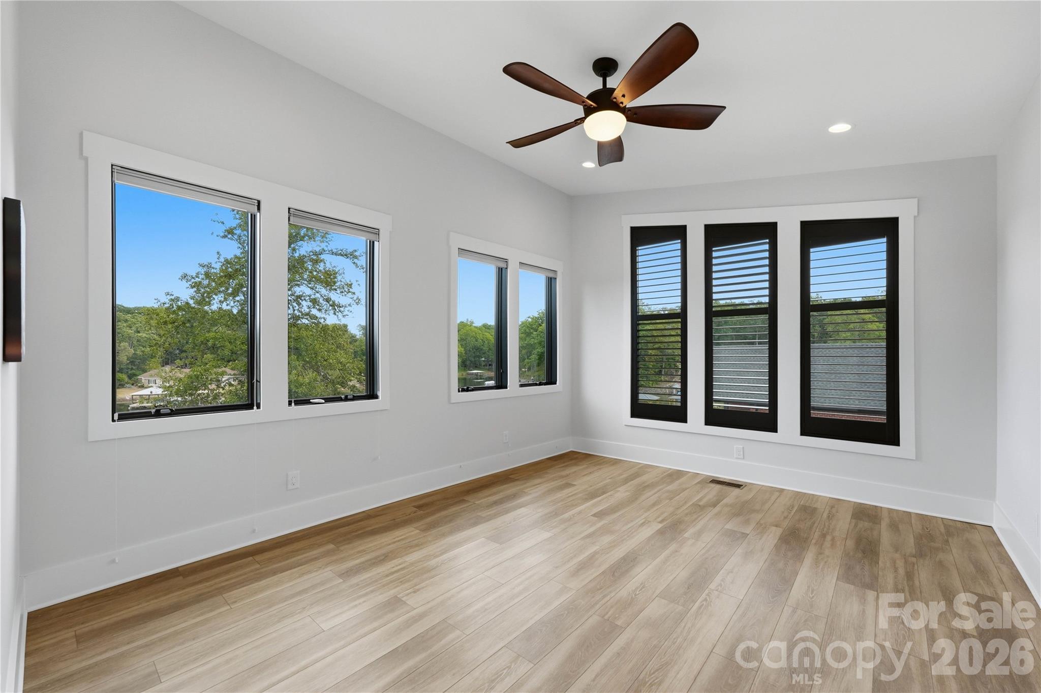 644 Normandy Road 142 Property Photo 31